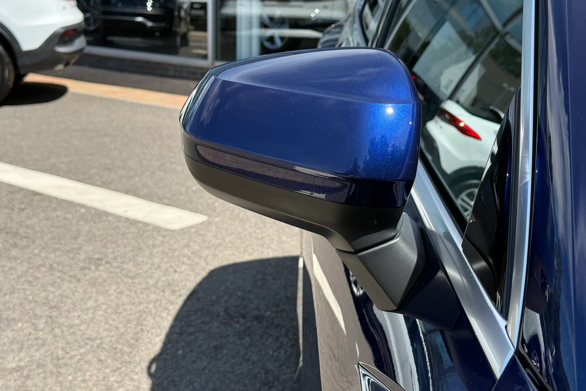 Audi Q3 thumbnail image number 14