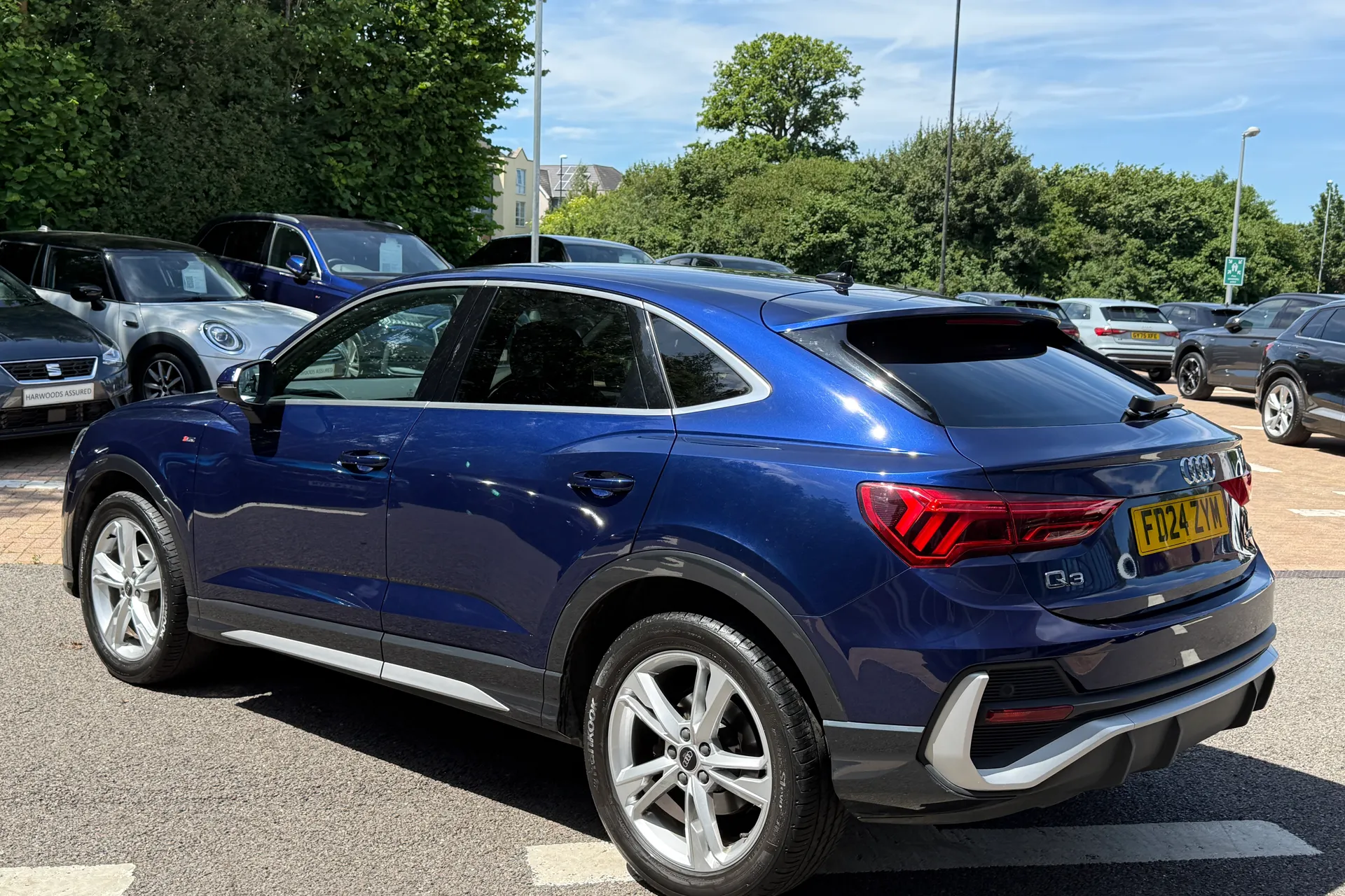 Audi Q3 thumbnail image number 48