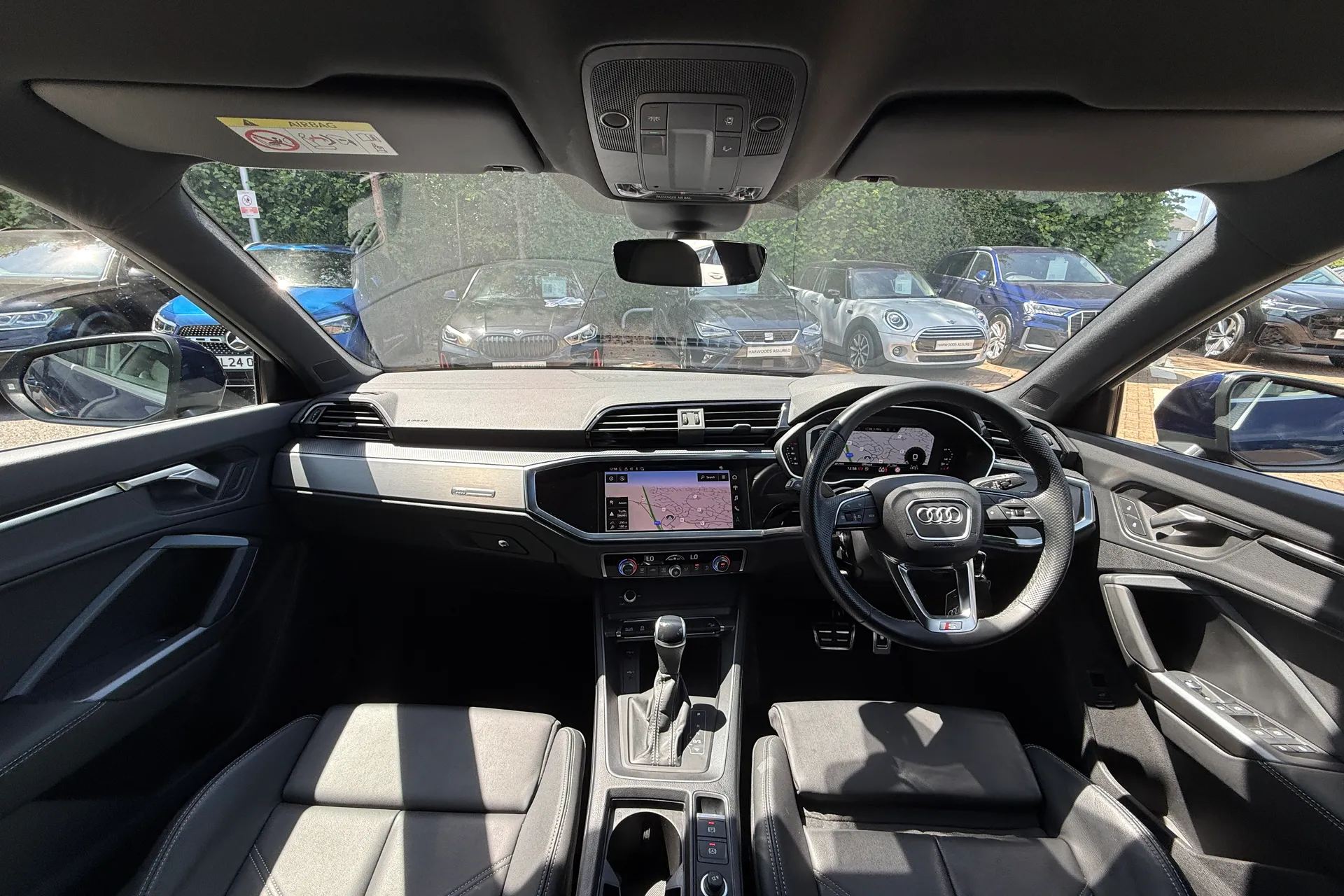 Audi Q3 thumbnail image number 3