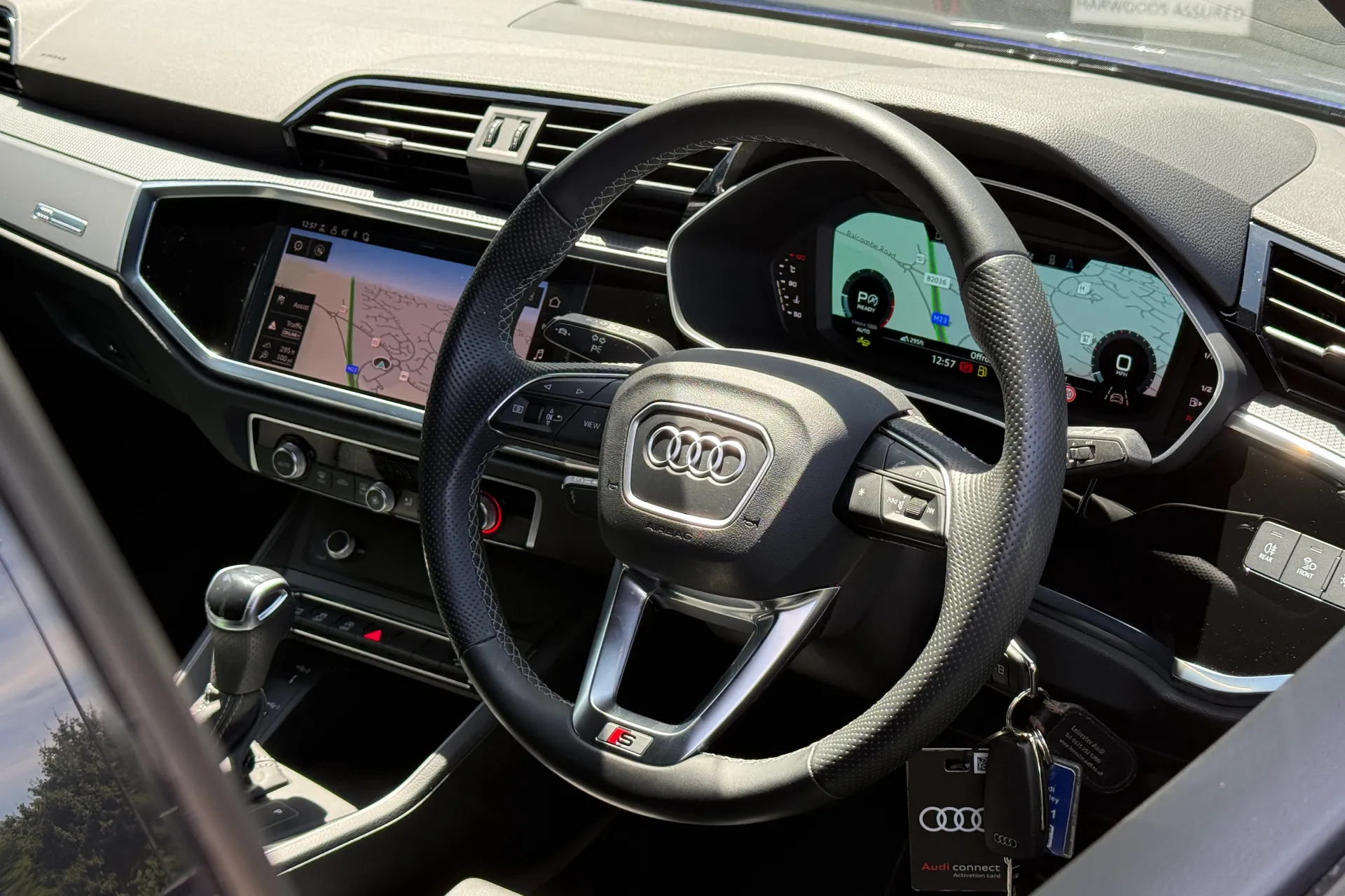 Audi Q3 thumbnail image number 31