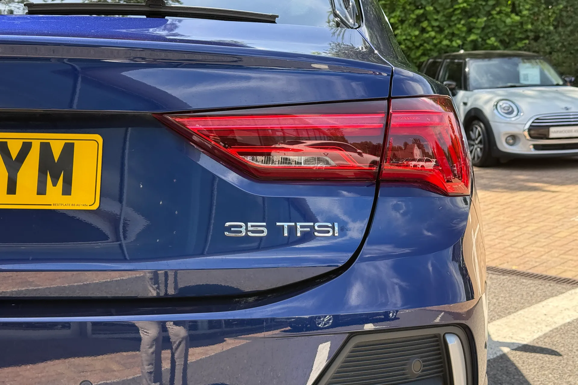 Audi Q3 thumbnail image number 47