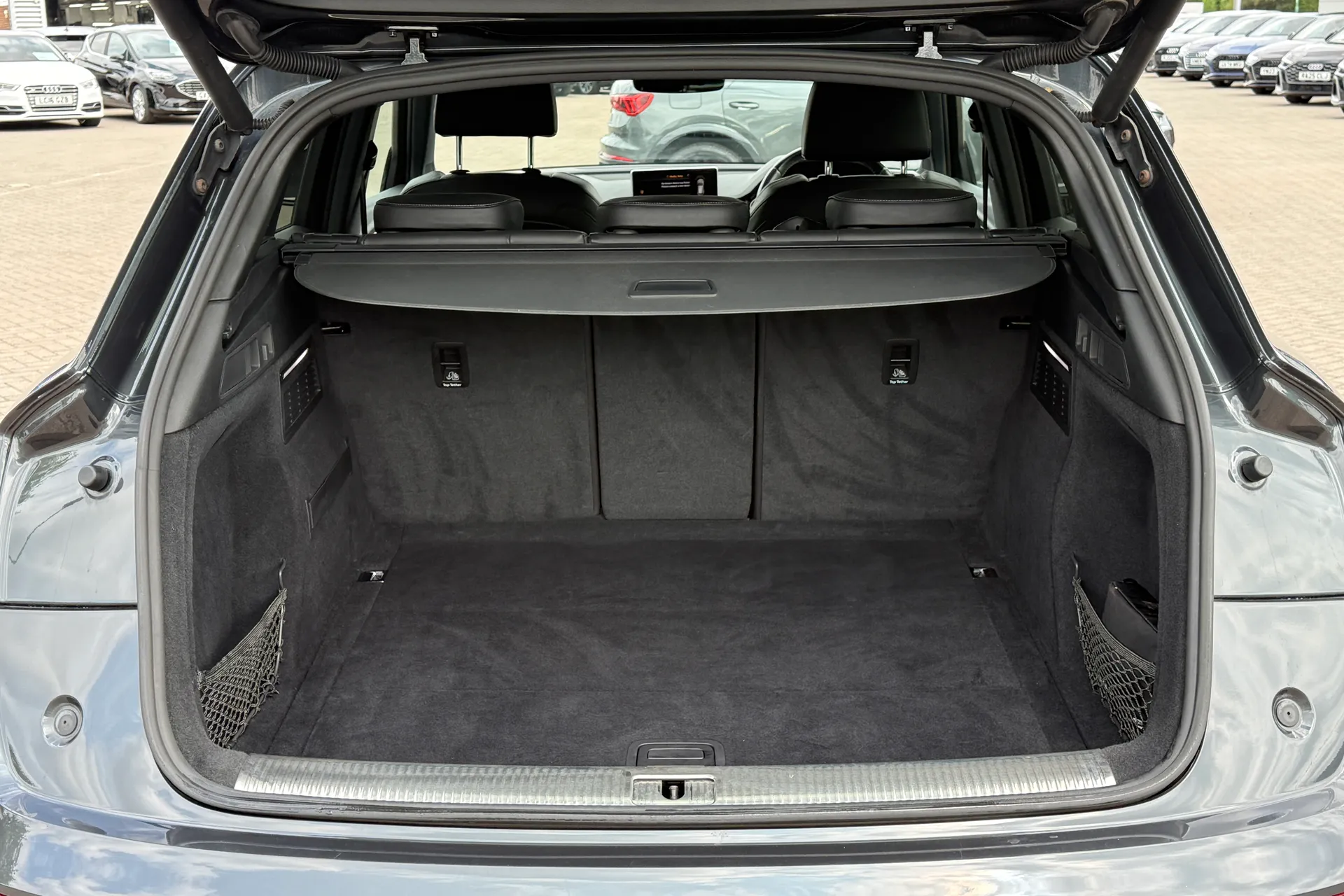Audi Q5 thumbnail image number 30