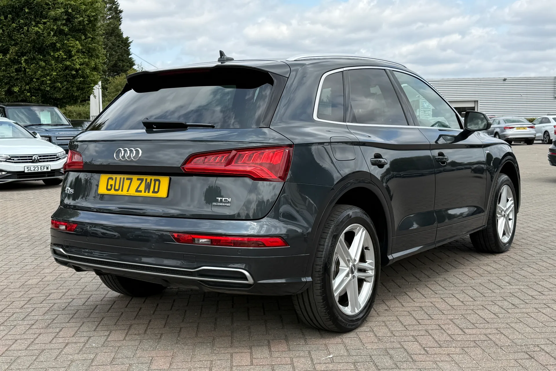 Audi Q5 thumbnail image number 27