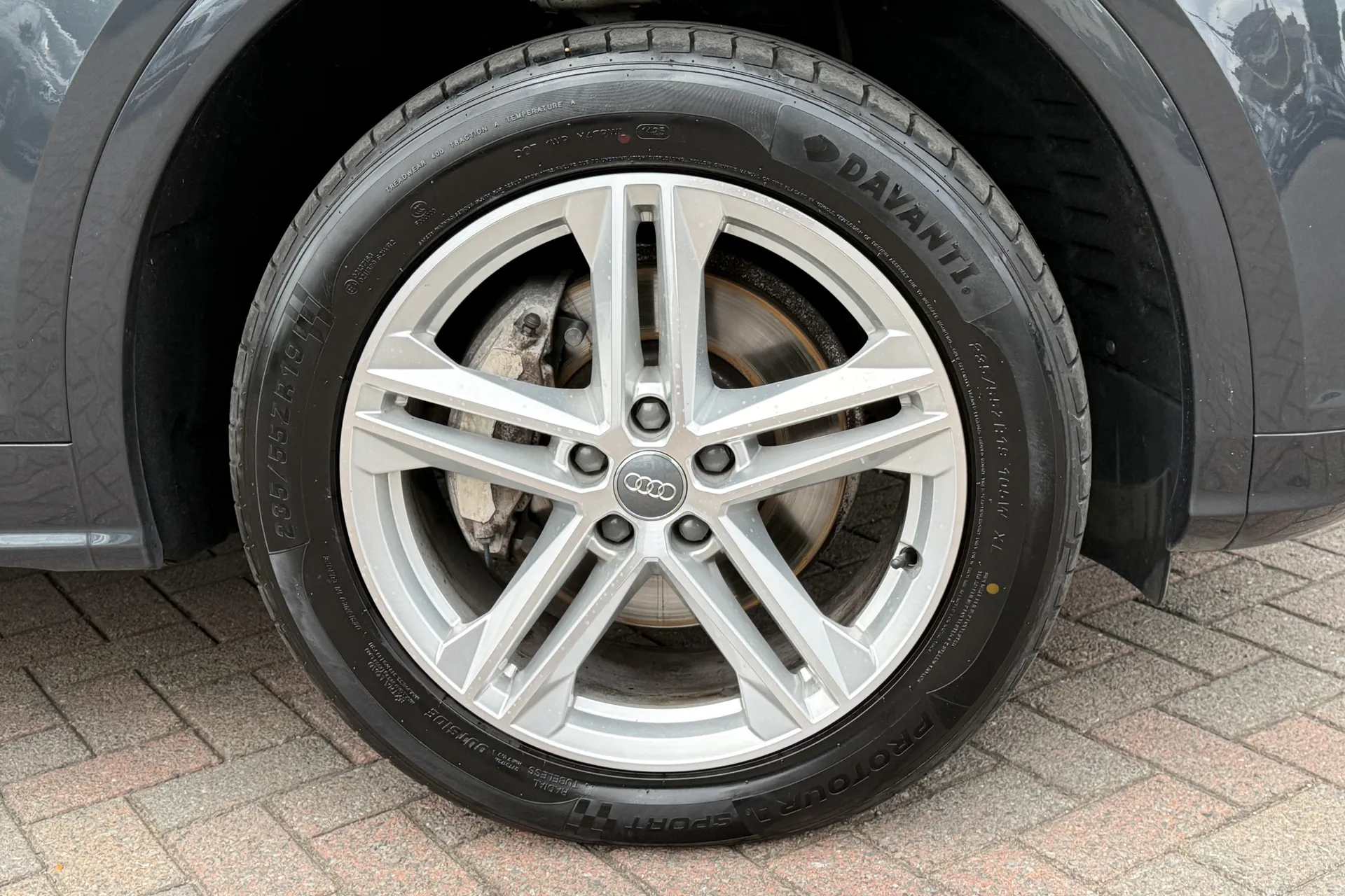Audi Q5 thumbnail image number 42