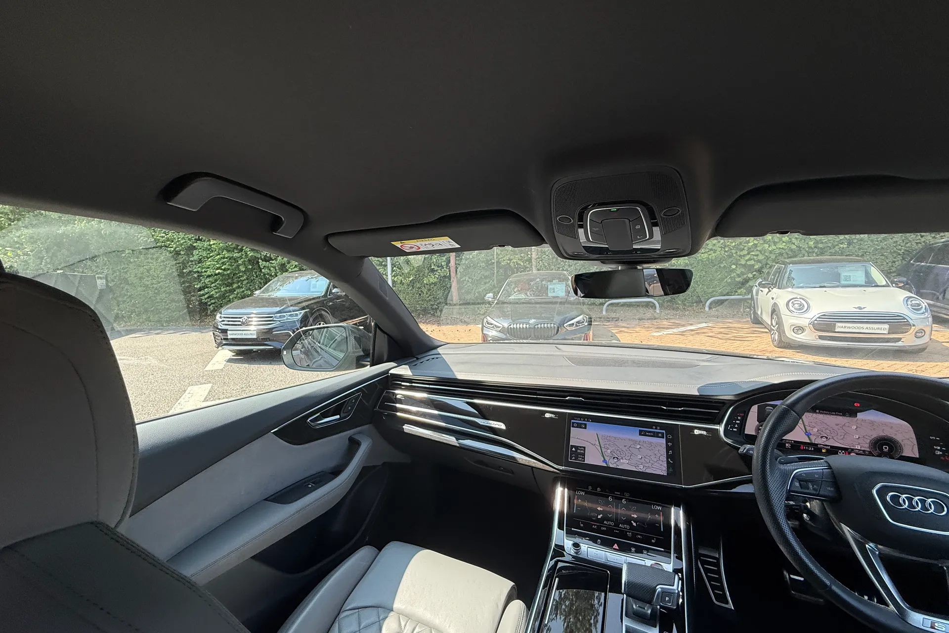 Audi Q8 thumbnail image number 39