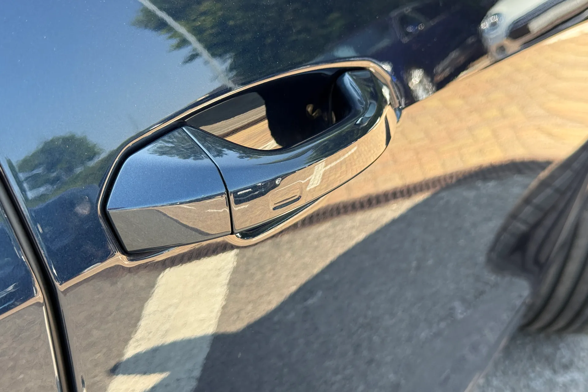 Audi Q8 thumbnail image number 15
