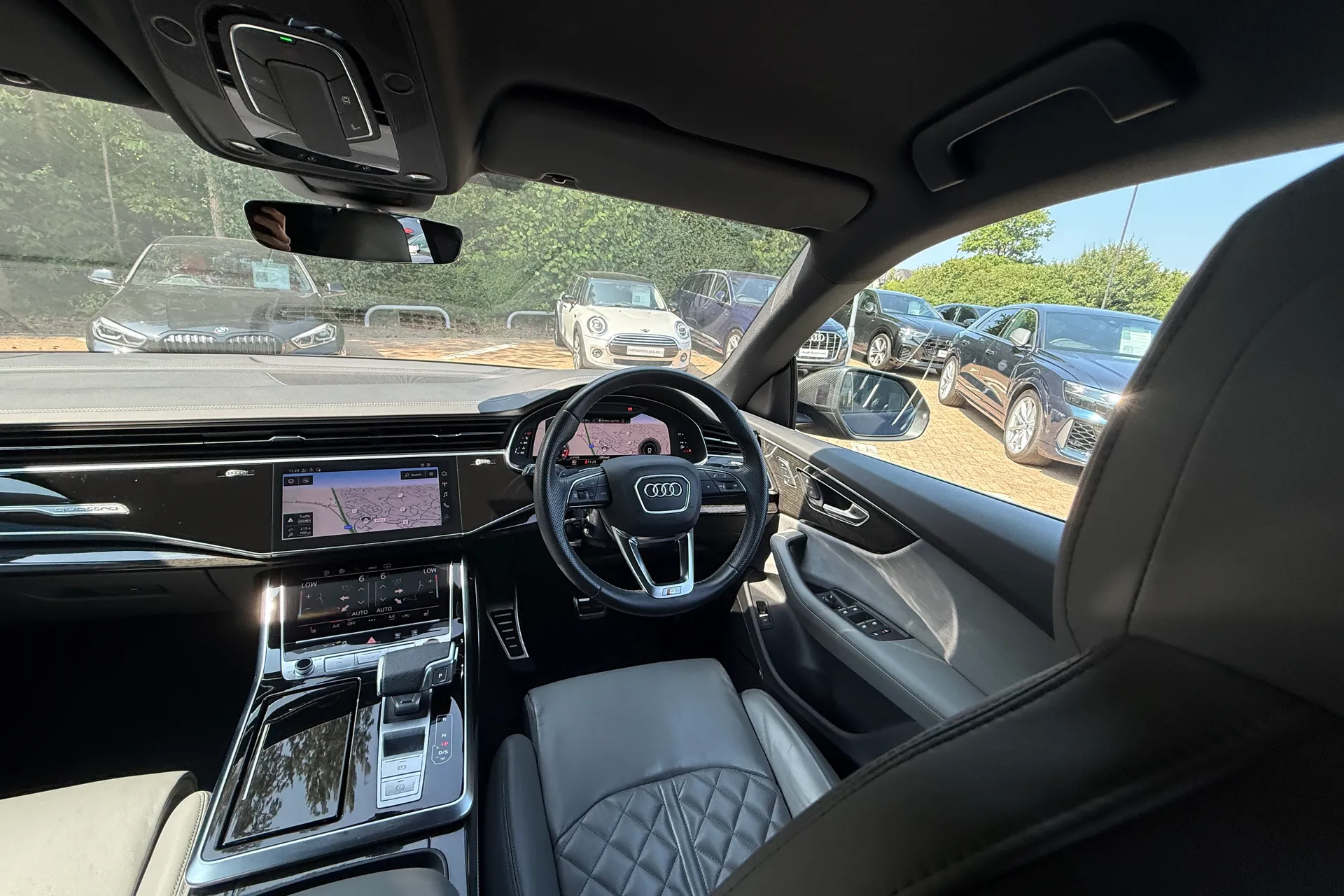 Audi Q8 thumbnail image number 40