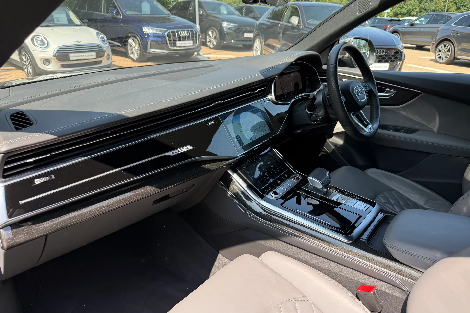 Audi Q8 thumbnail image number 52
