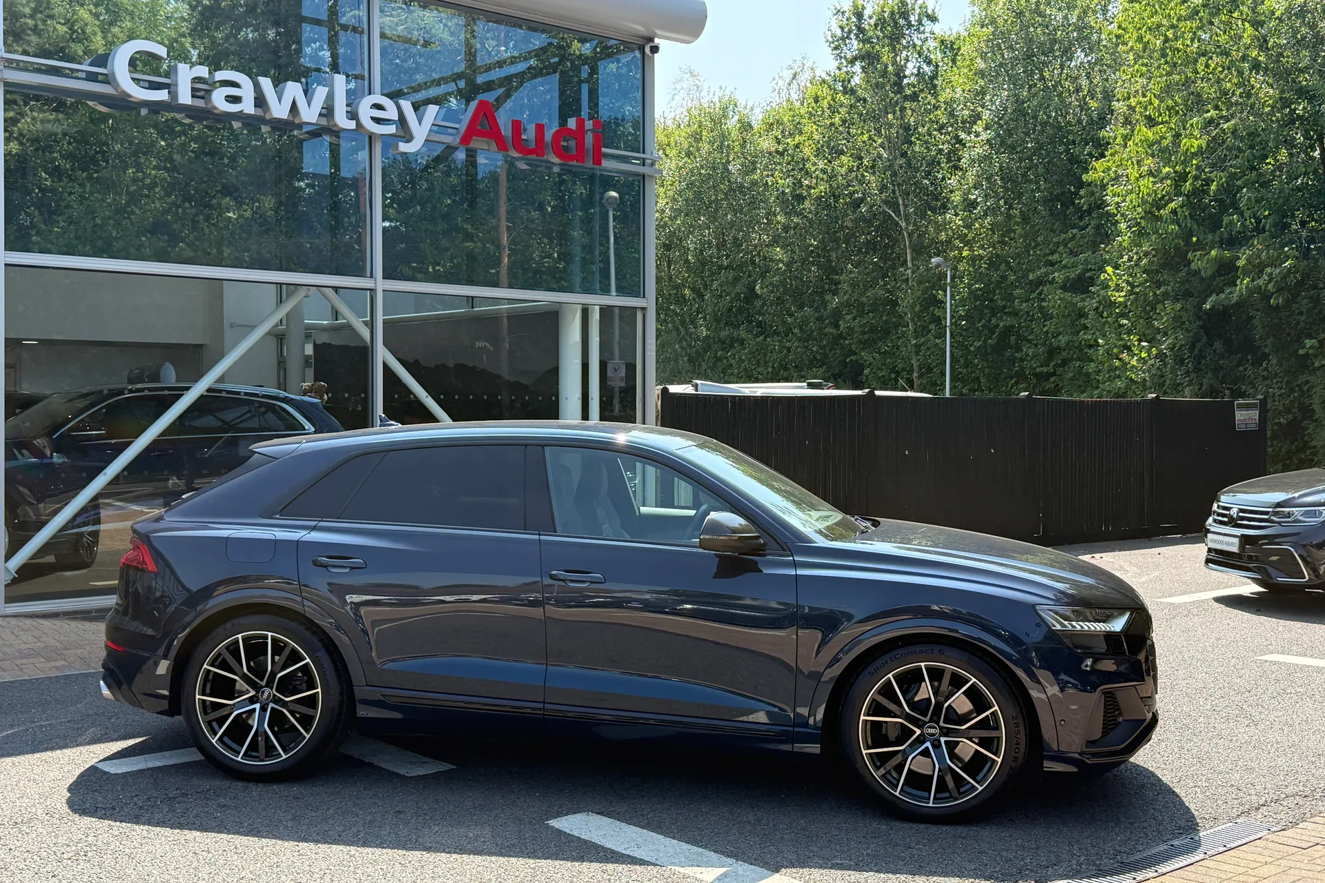 Audi Q8 thumbnail image number 2