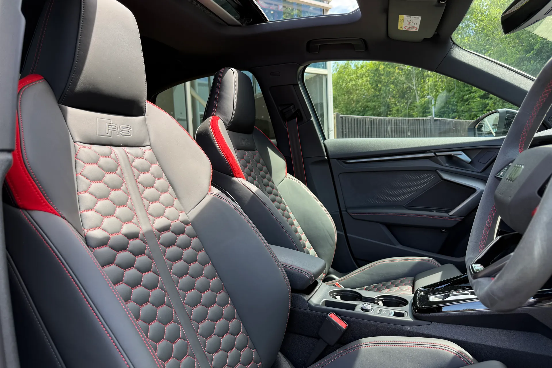 Audi RS3 thumbnail image number 34