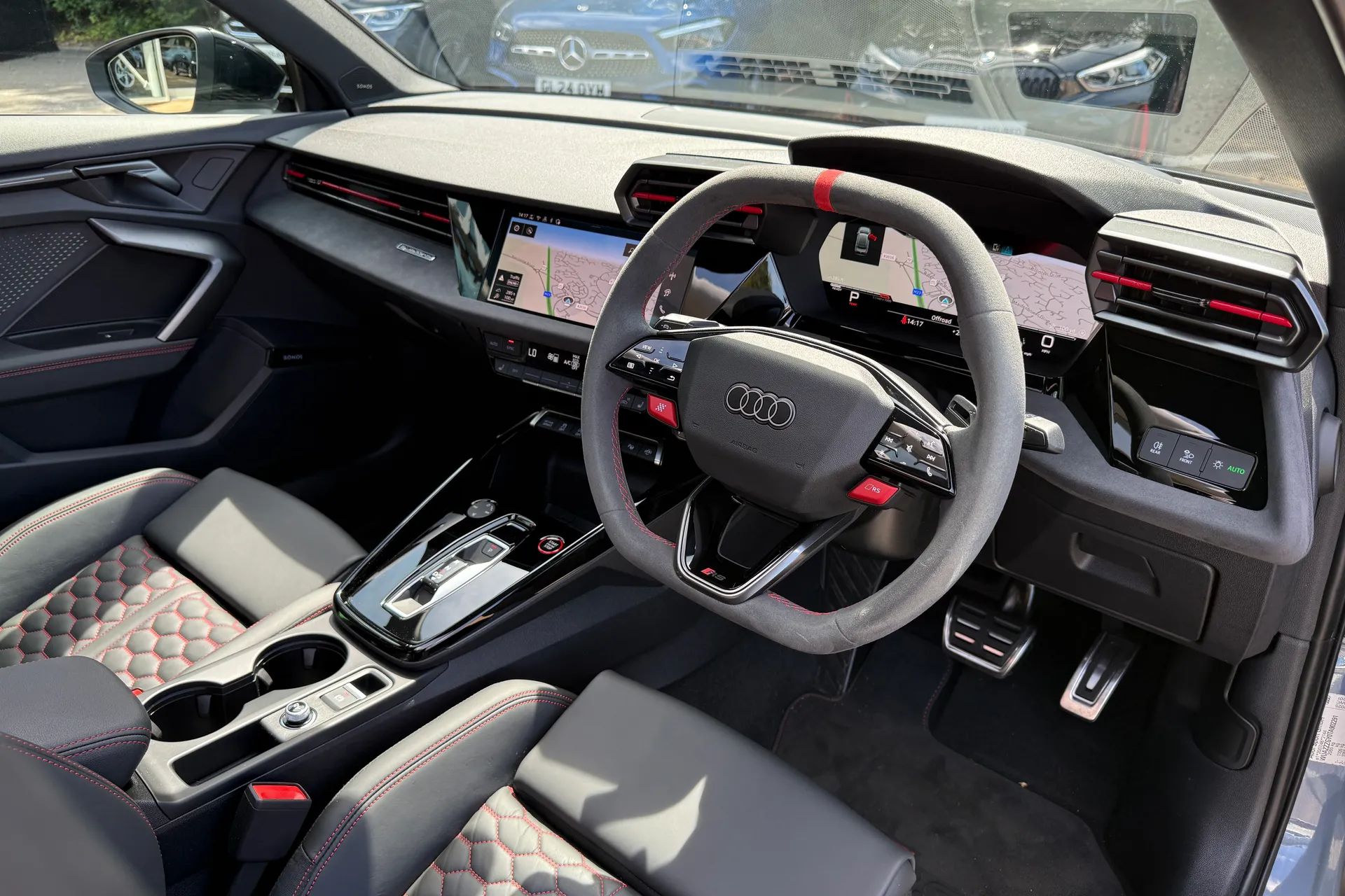 Audi RS3 thumbnail image number 32
