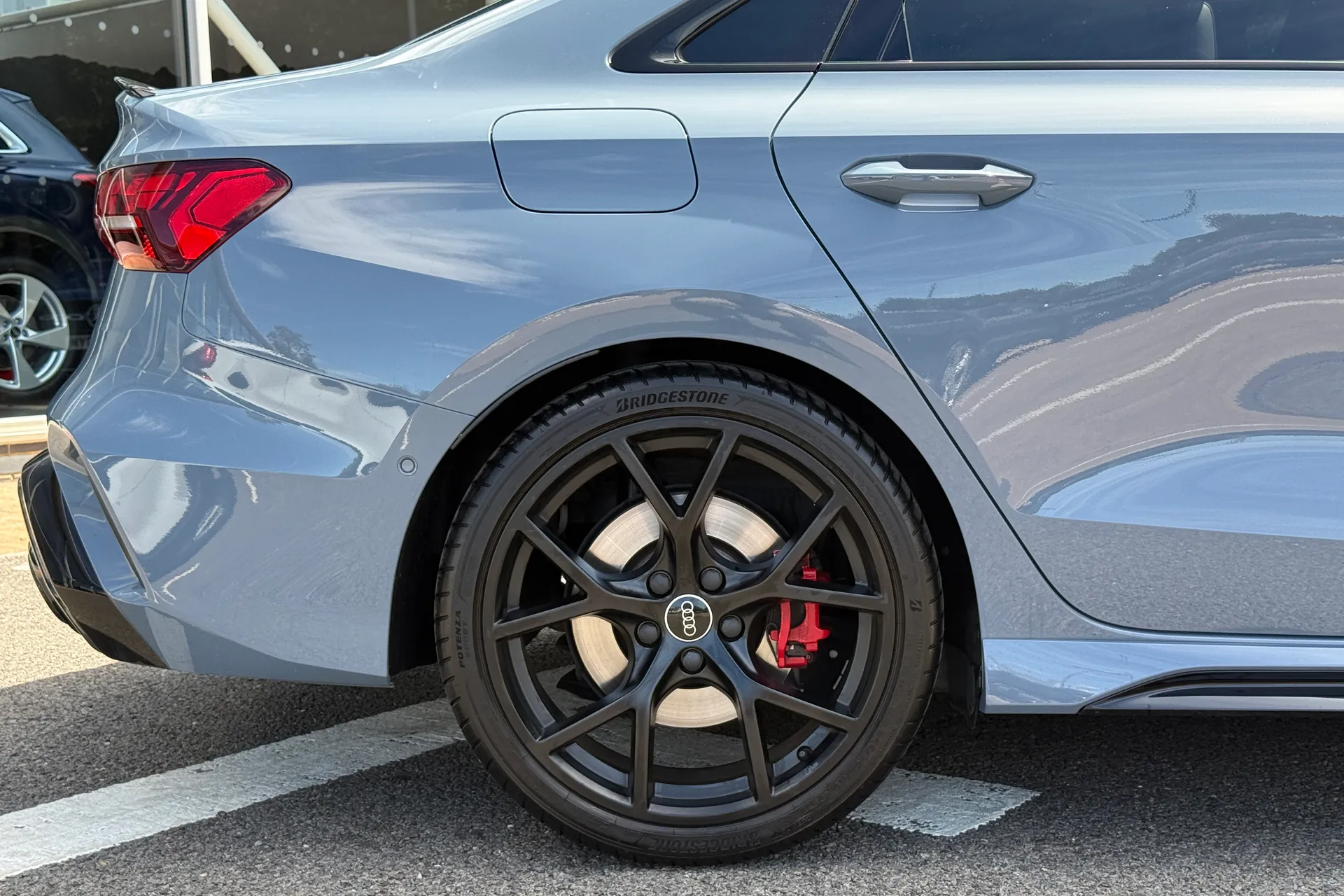 Audi RS3 thumbnail image number 38