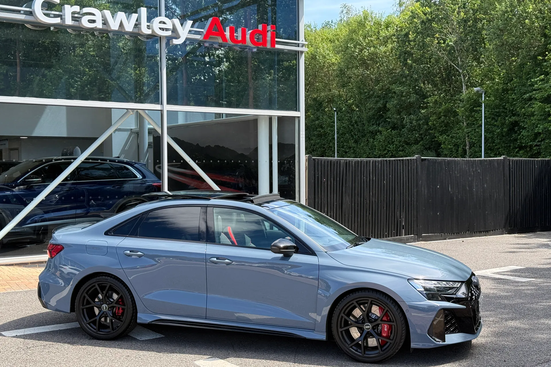 Audi RS3 thumbnail image number 2
