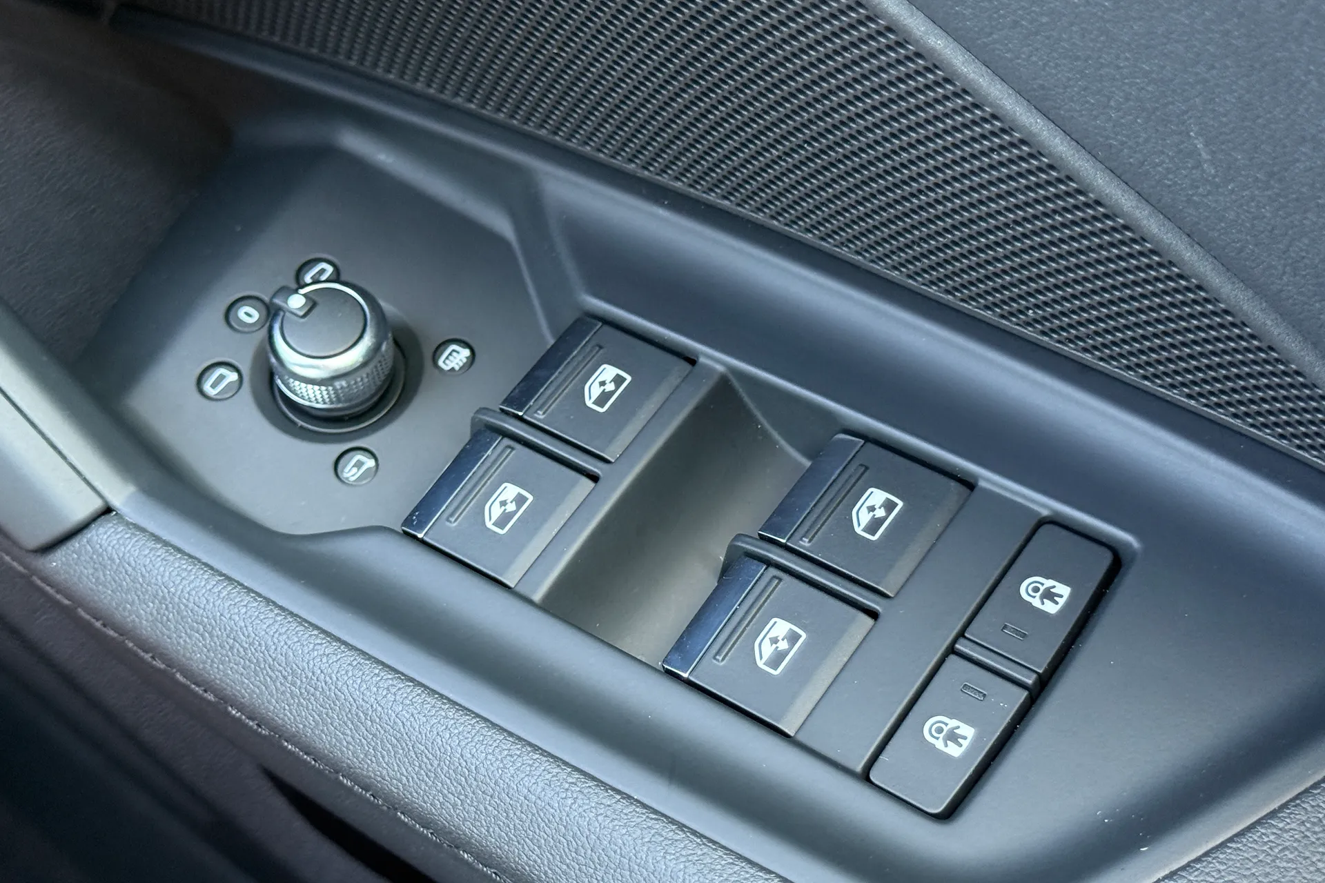 Audi A3 thumbnail image number 25