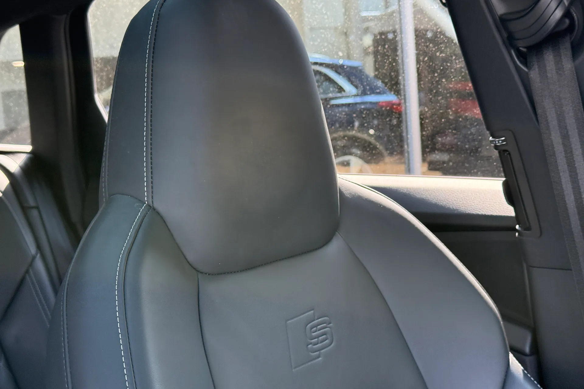 Audi e-tron thumbnail image number 28
