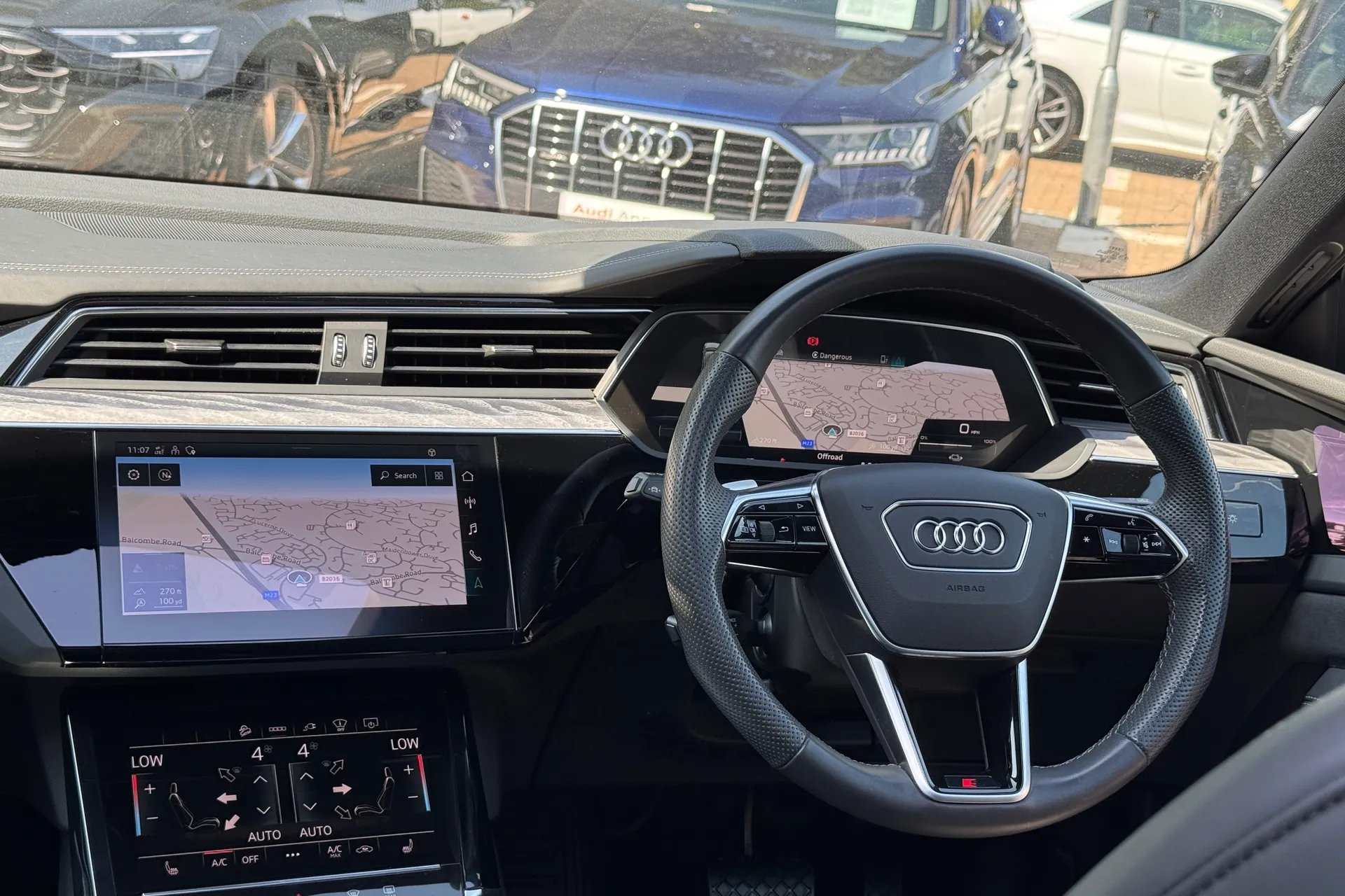 Audi e-tron thumbnail image number 6