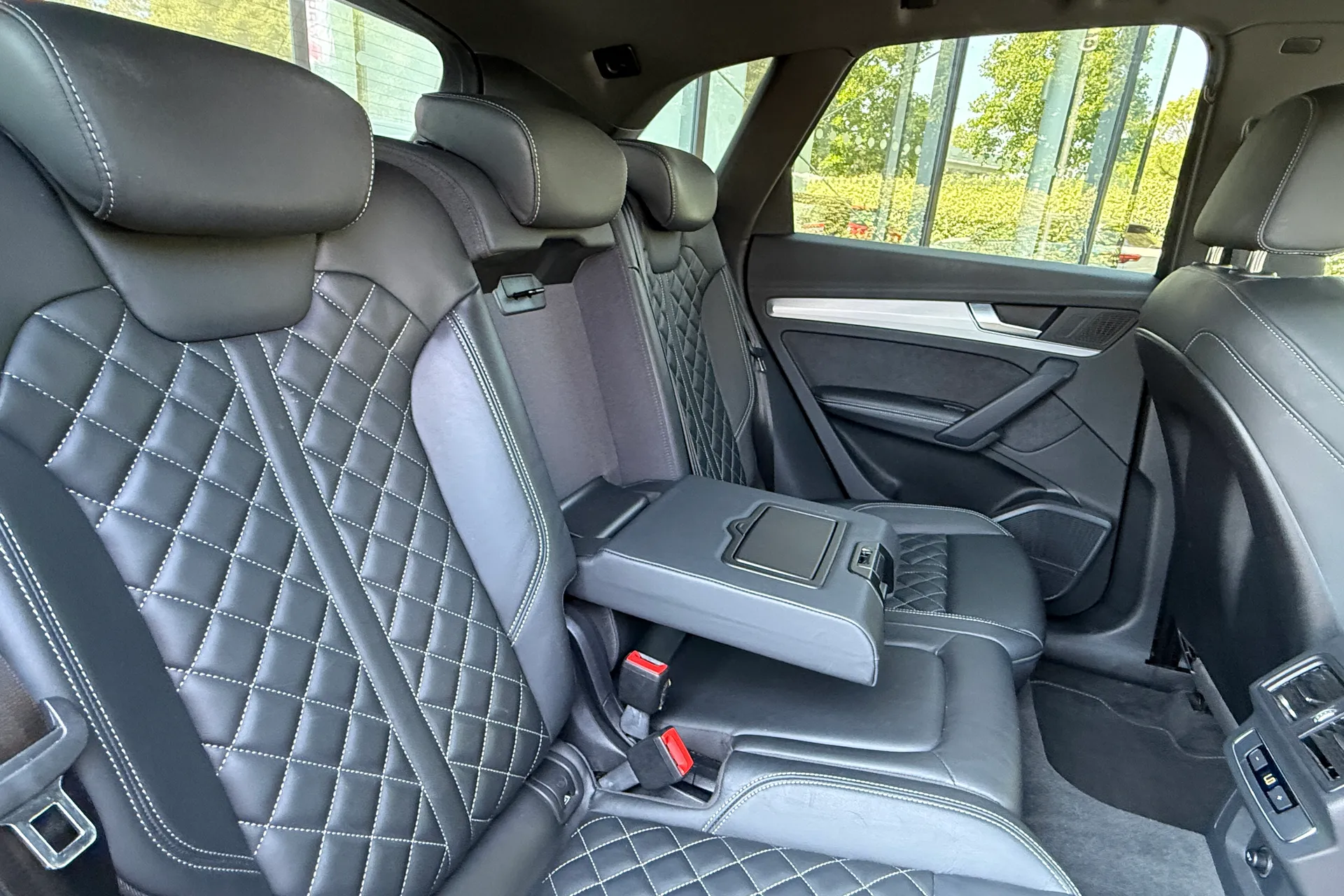 Audi Q5 thumbnail image number 47