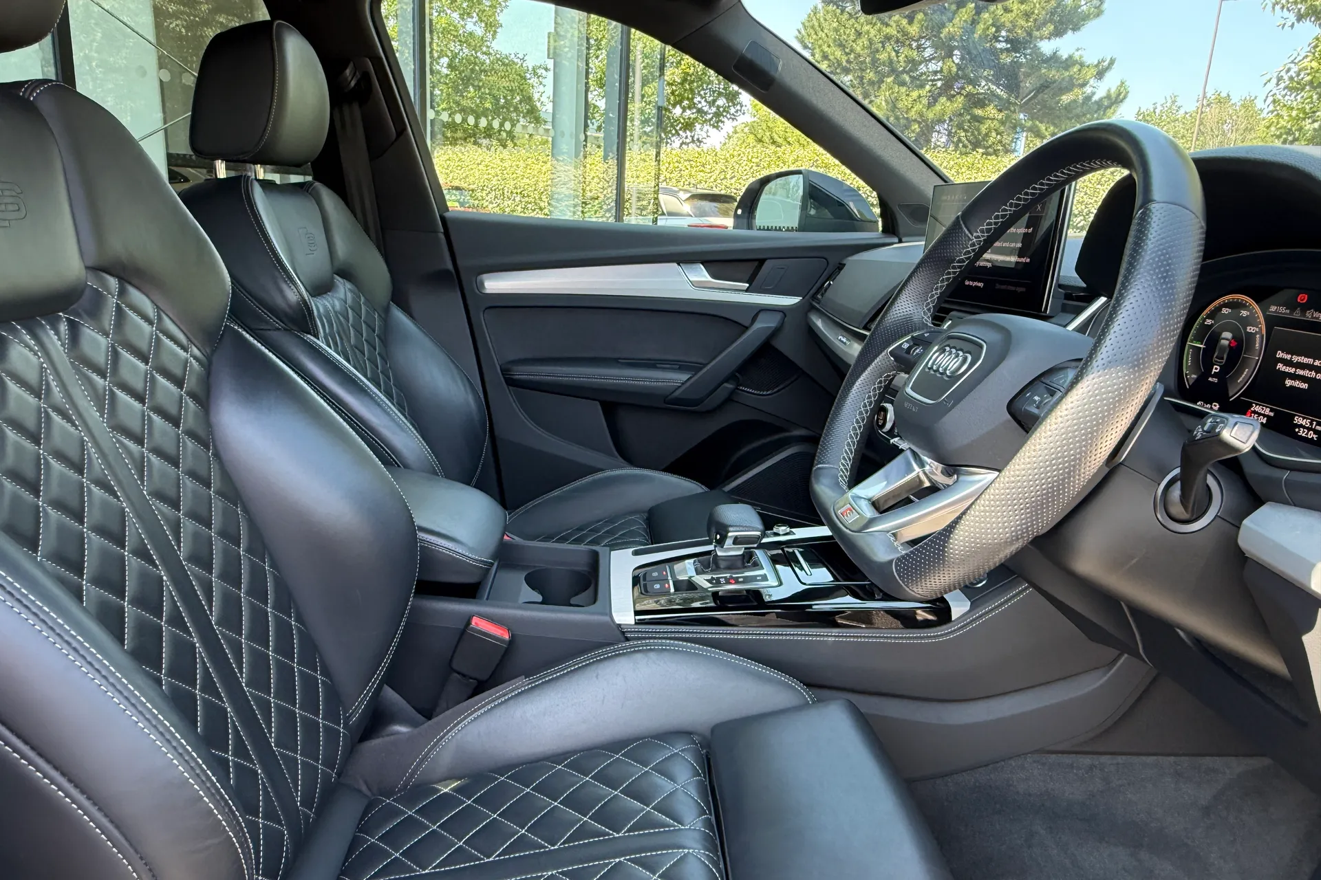 Audi Q5 thumbnail image number 44