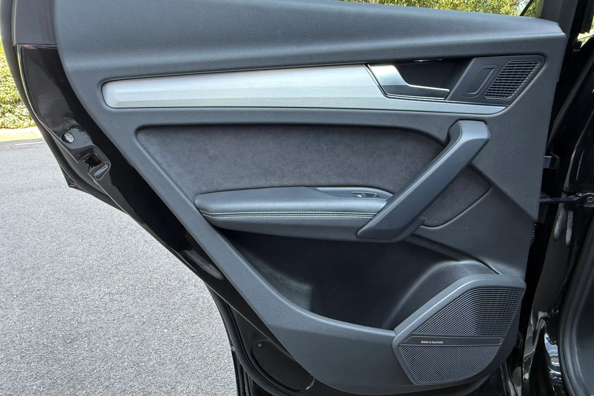 Audi Q5 thumbnail image number 43