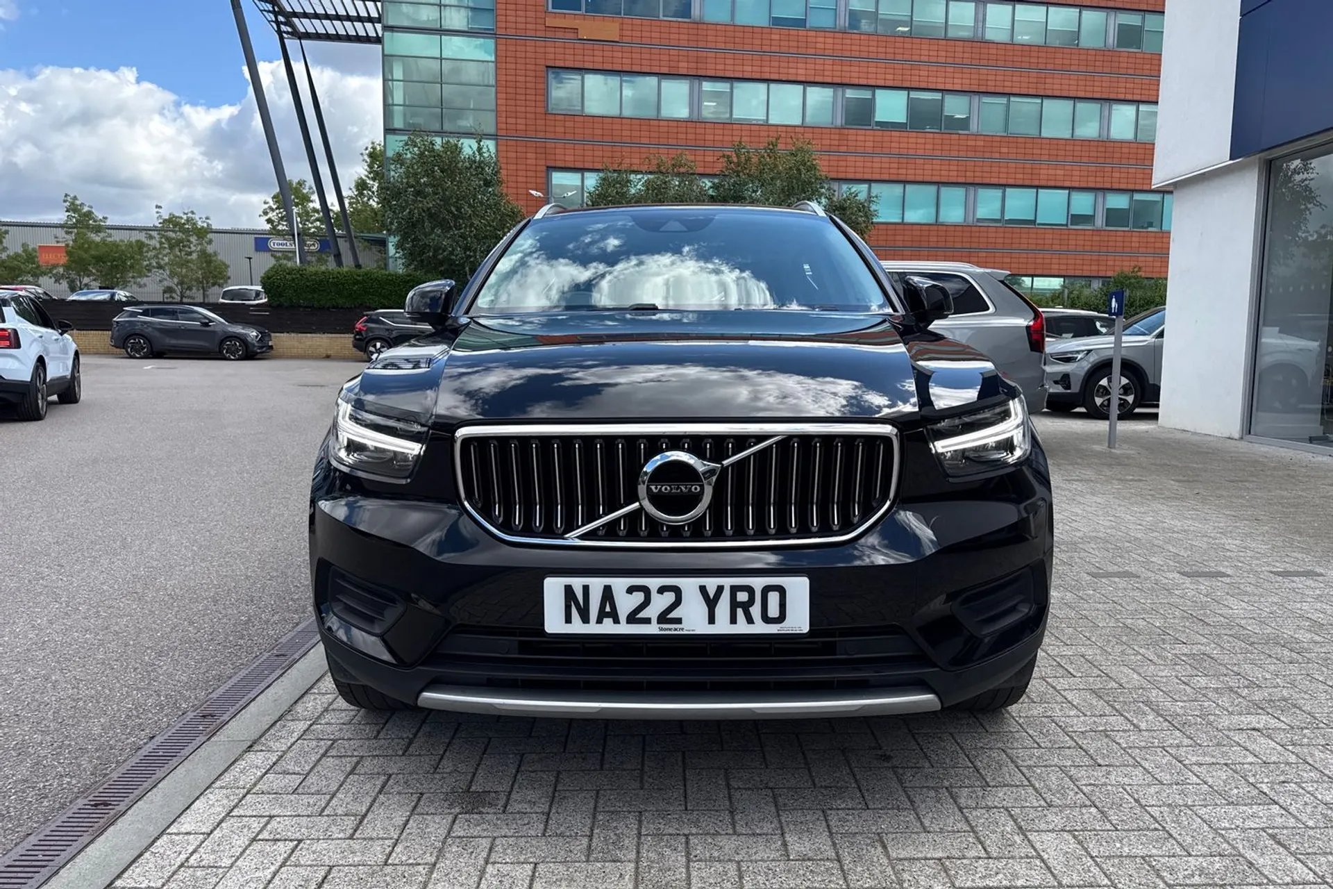 Volvo XC40 thumbnail image number 13