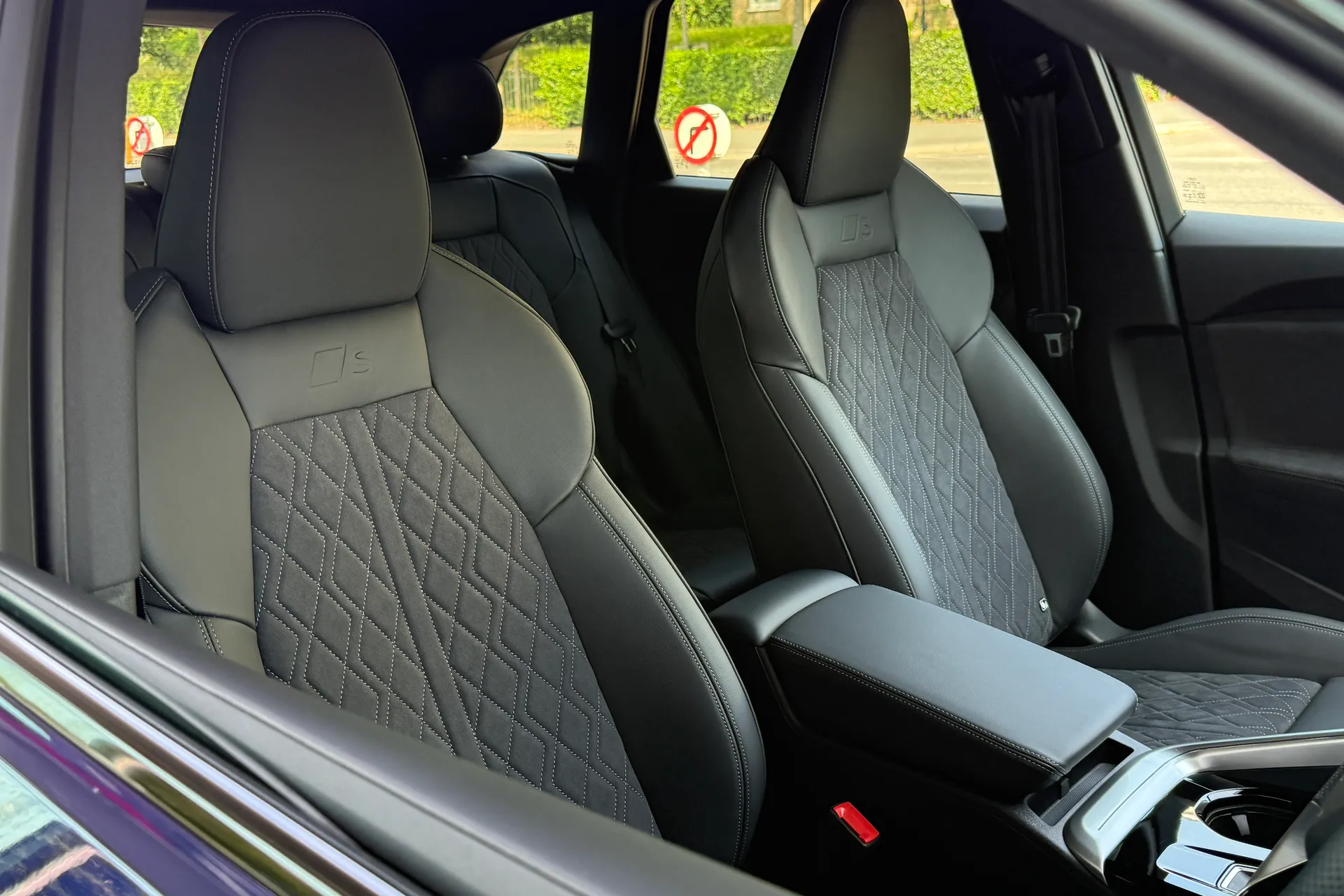 Audi Q5 thumbnail image number 30
