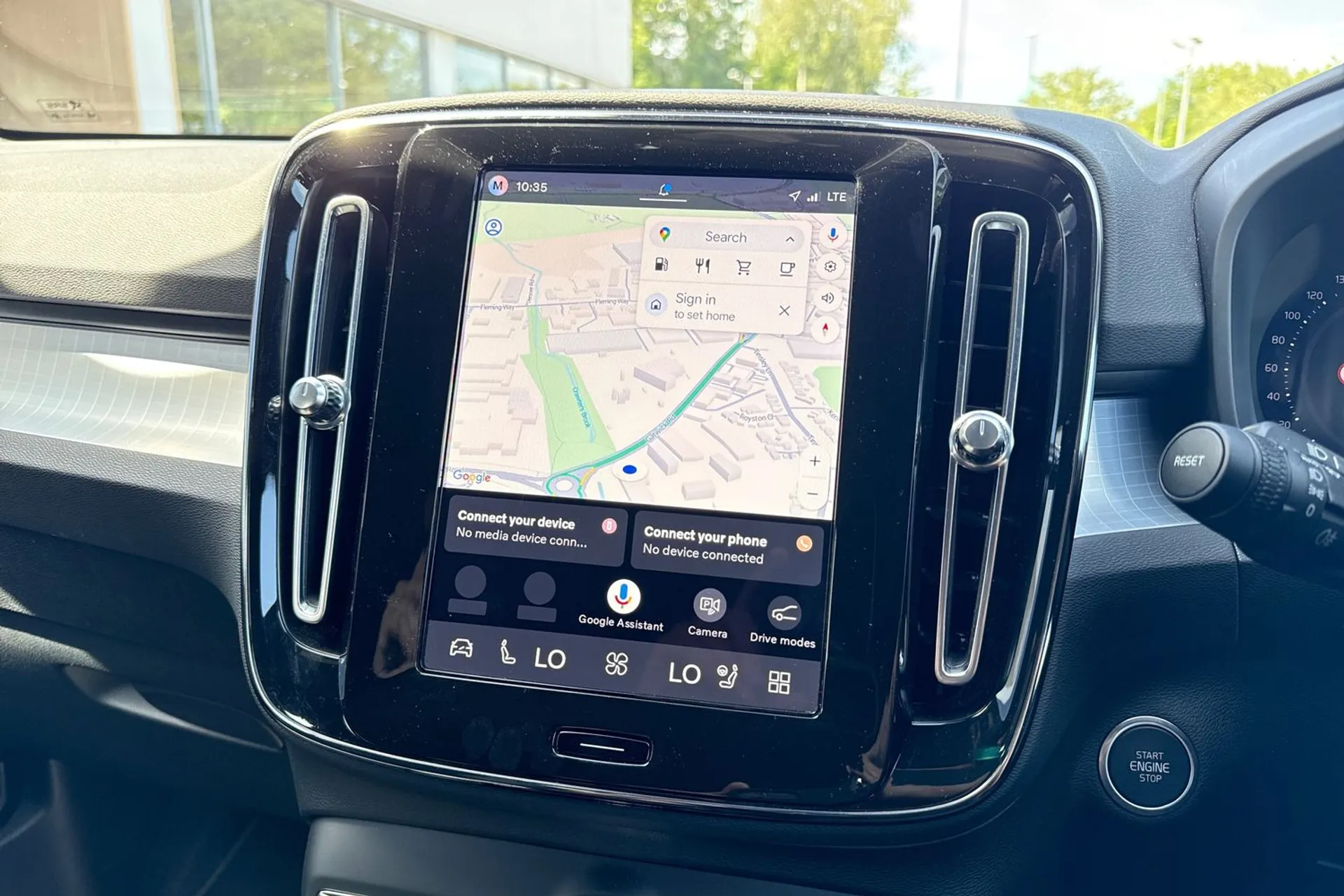 Volvo XC40 thumbnail image number 5