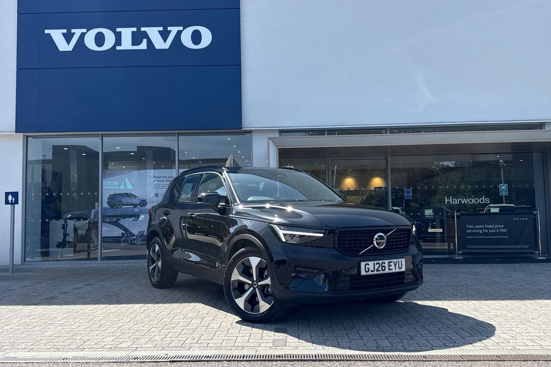 Volvo XC40 focused image