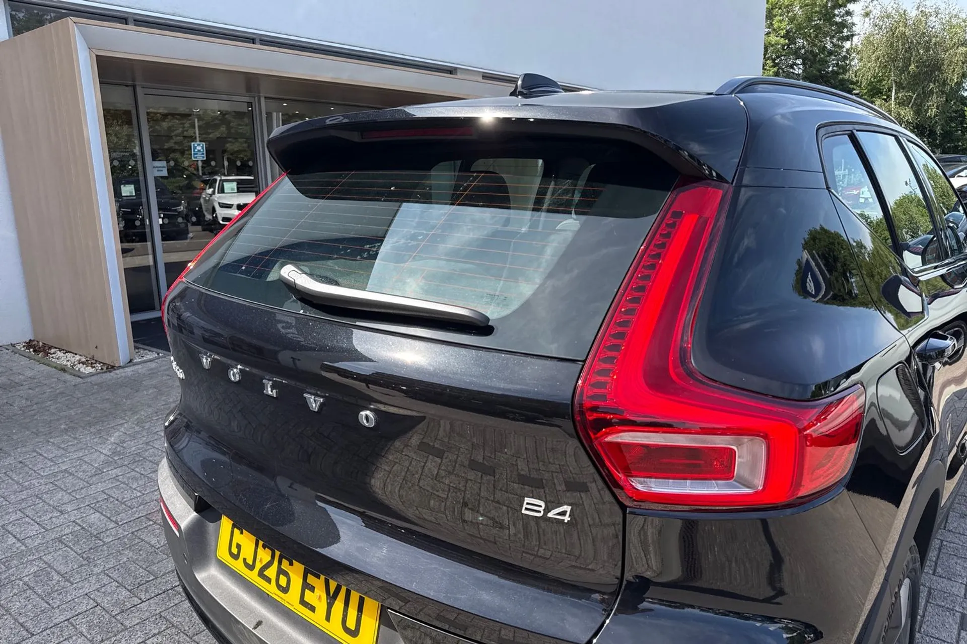 Volvo XC40 thumbnail image number 16