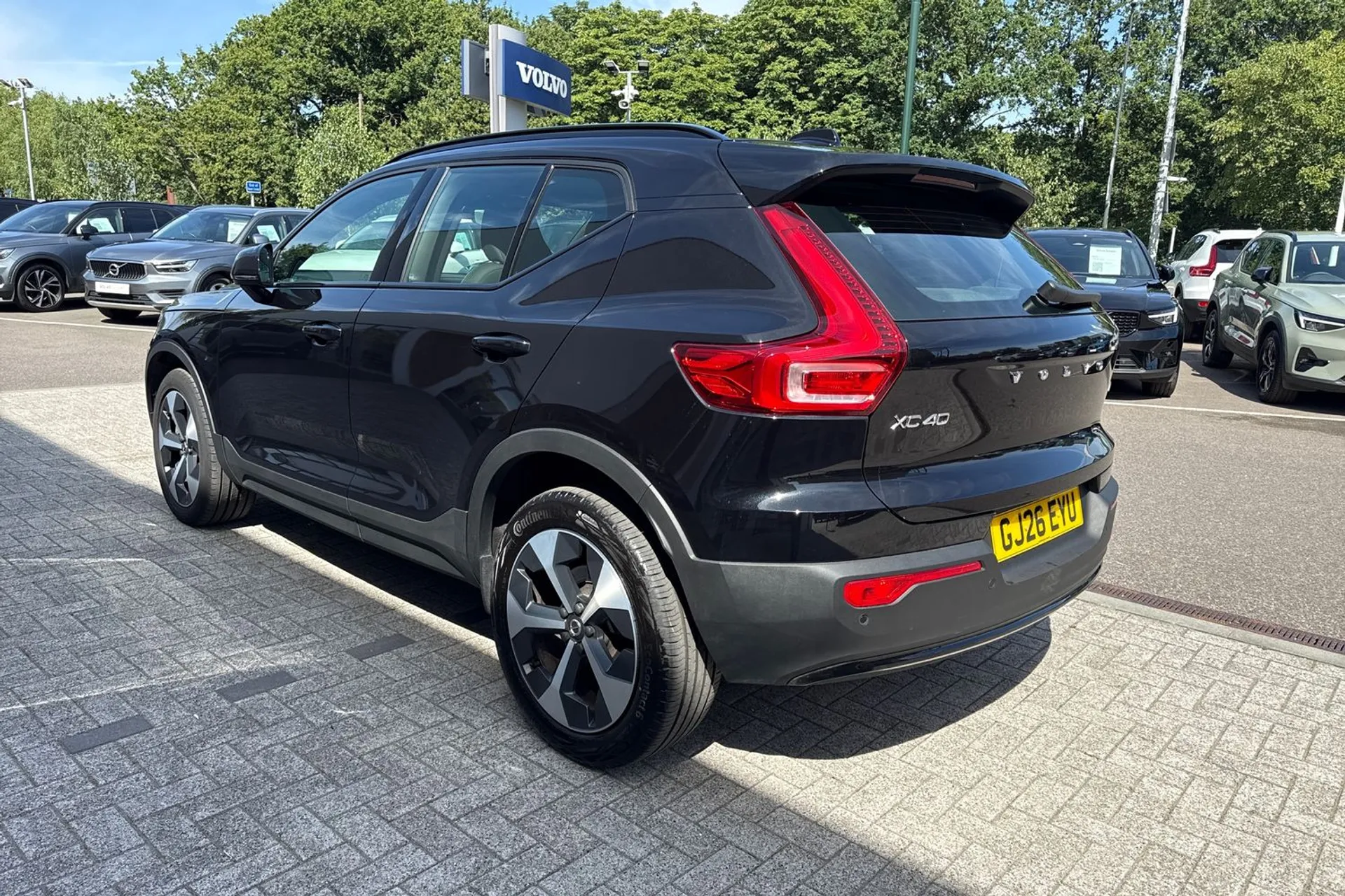 Volvo XC40 thumbnail image number 10