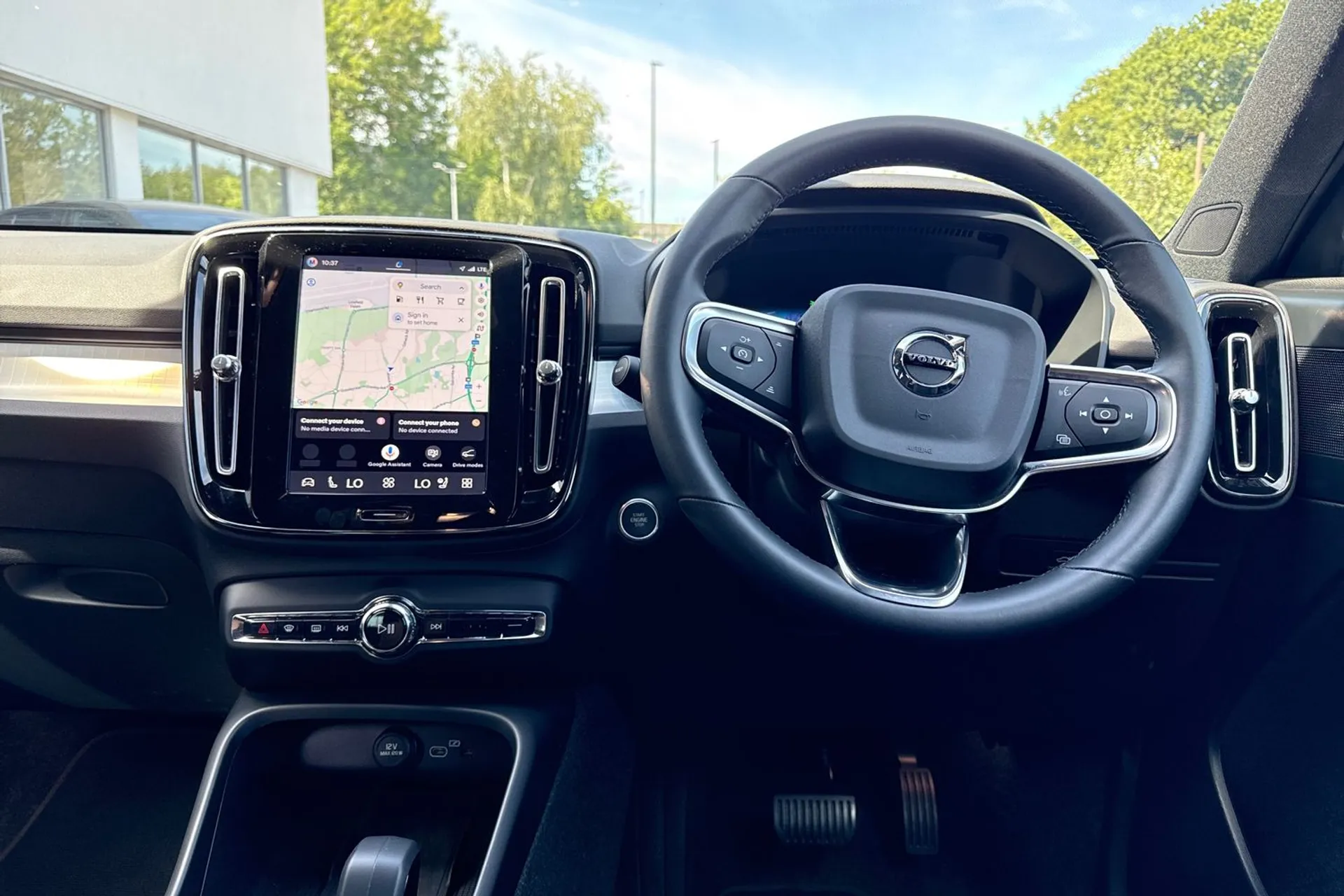 Volvo XC40 thumbnail image number 34