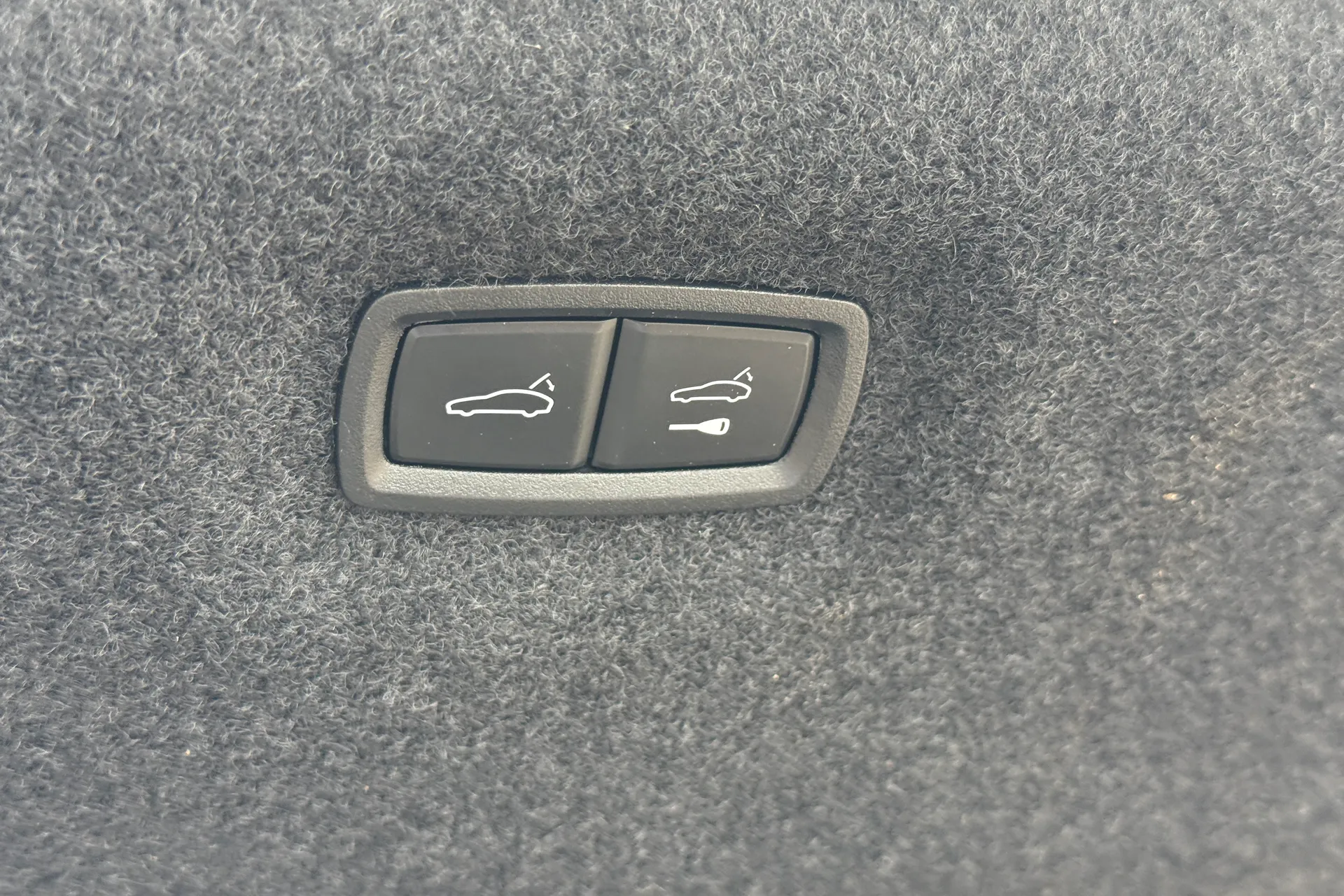Audi RS e-tron GT thumbnail image number 42