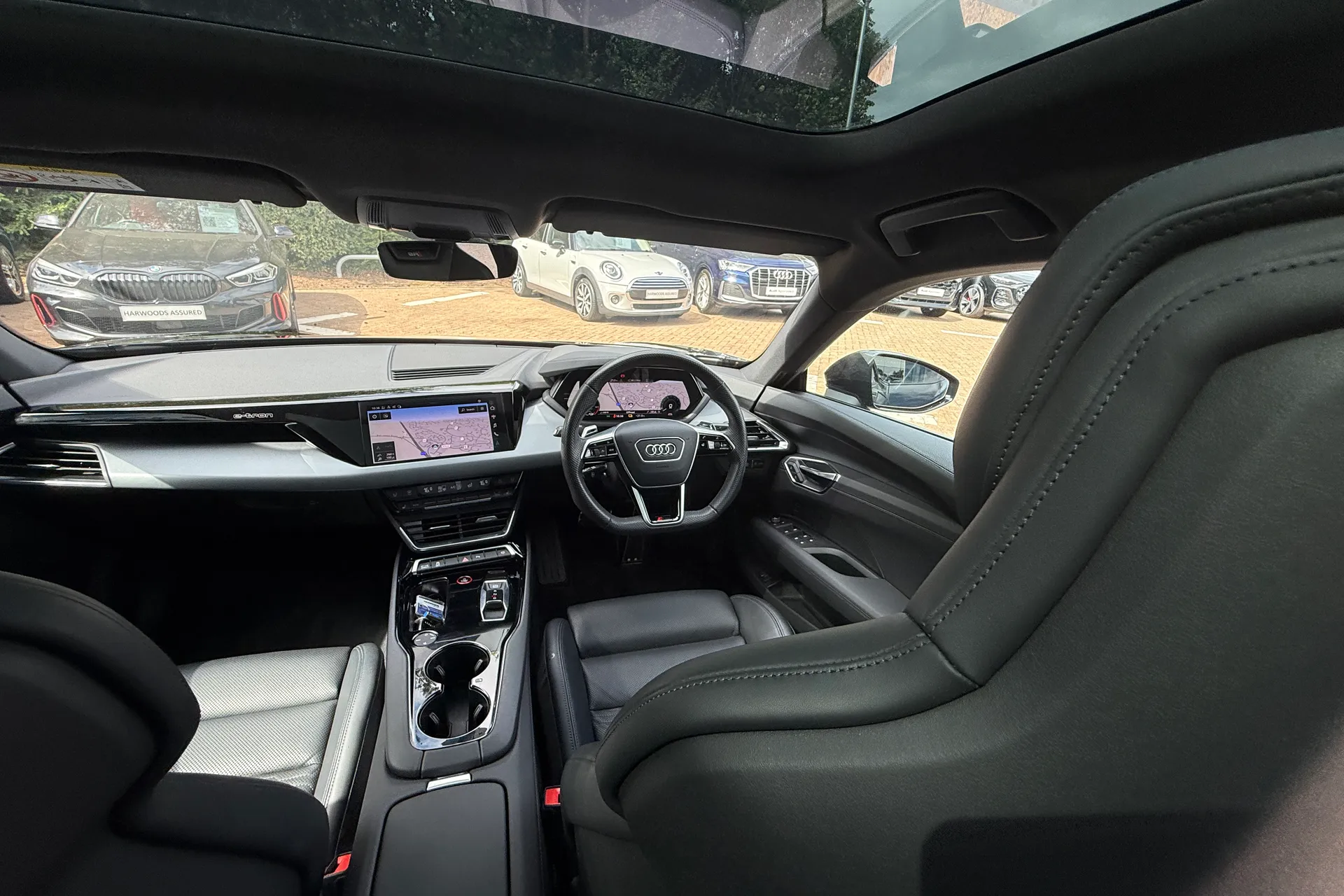 Audi RS e-tron GT thumbnail image number 37
