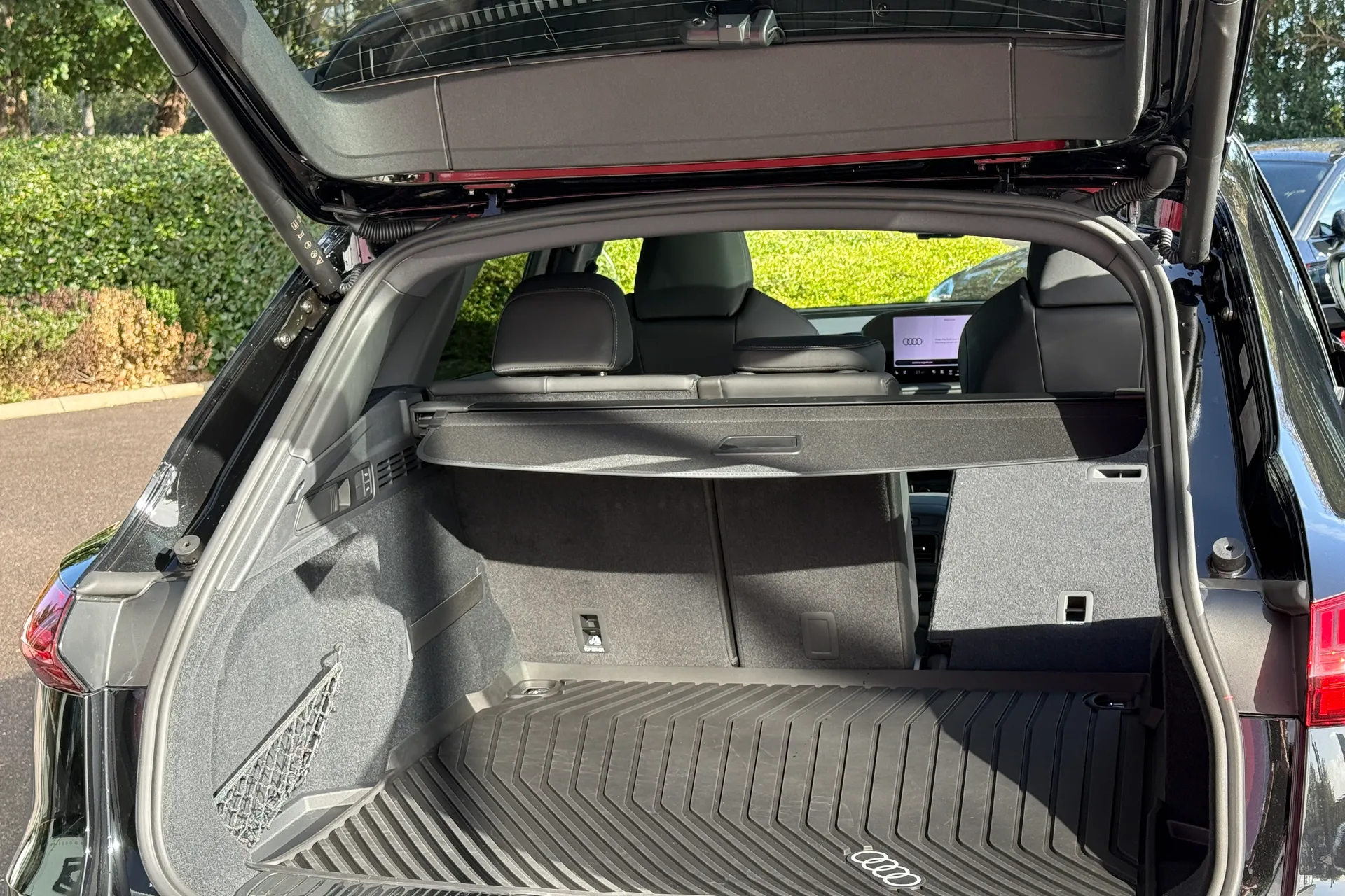 Audi Q5 thumbnail image number 26