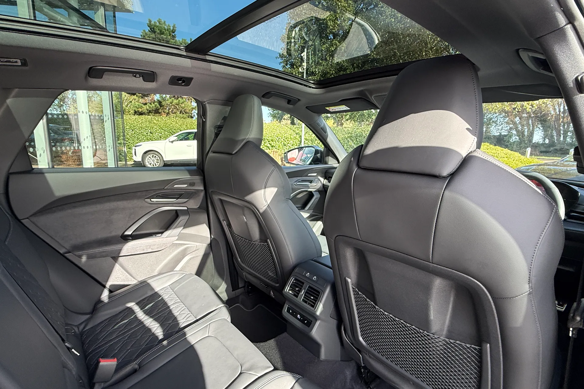 Audi Q5 thumbnail image number 45