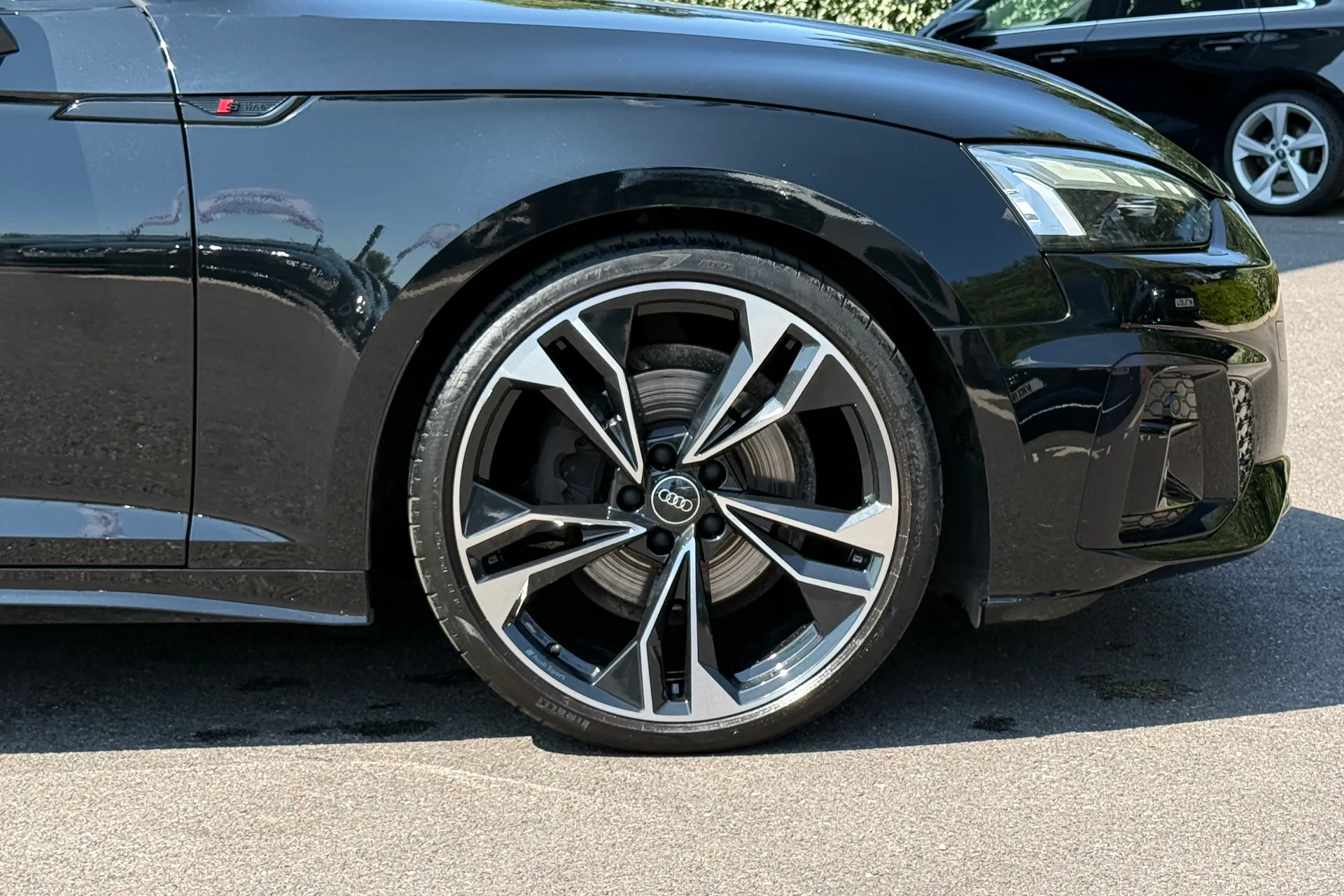 Audi A5 thumbnail image number 18
