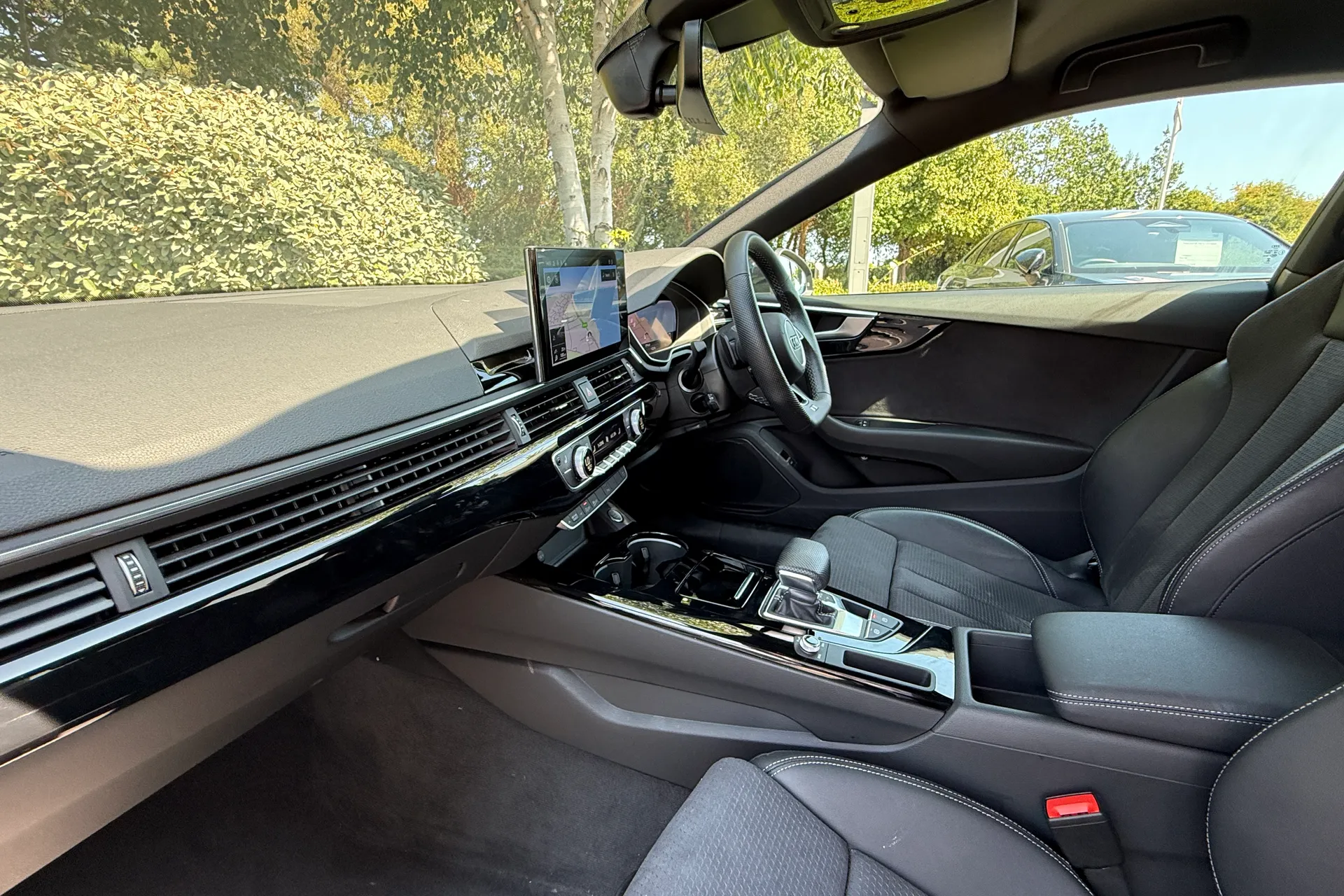 Audi A5 thumbnail image number 24