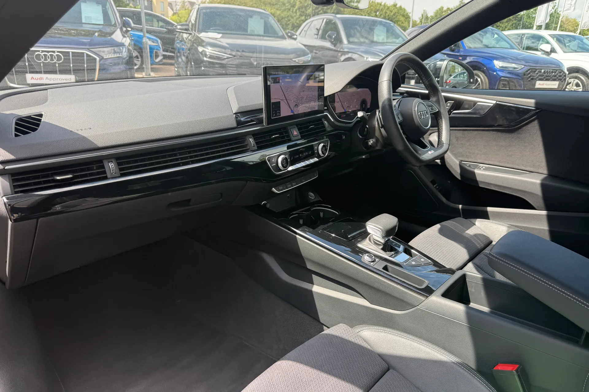 Audi A5 thumbnail image number 43