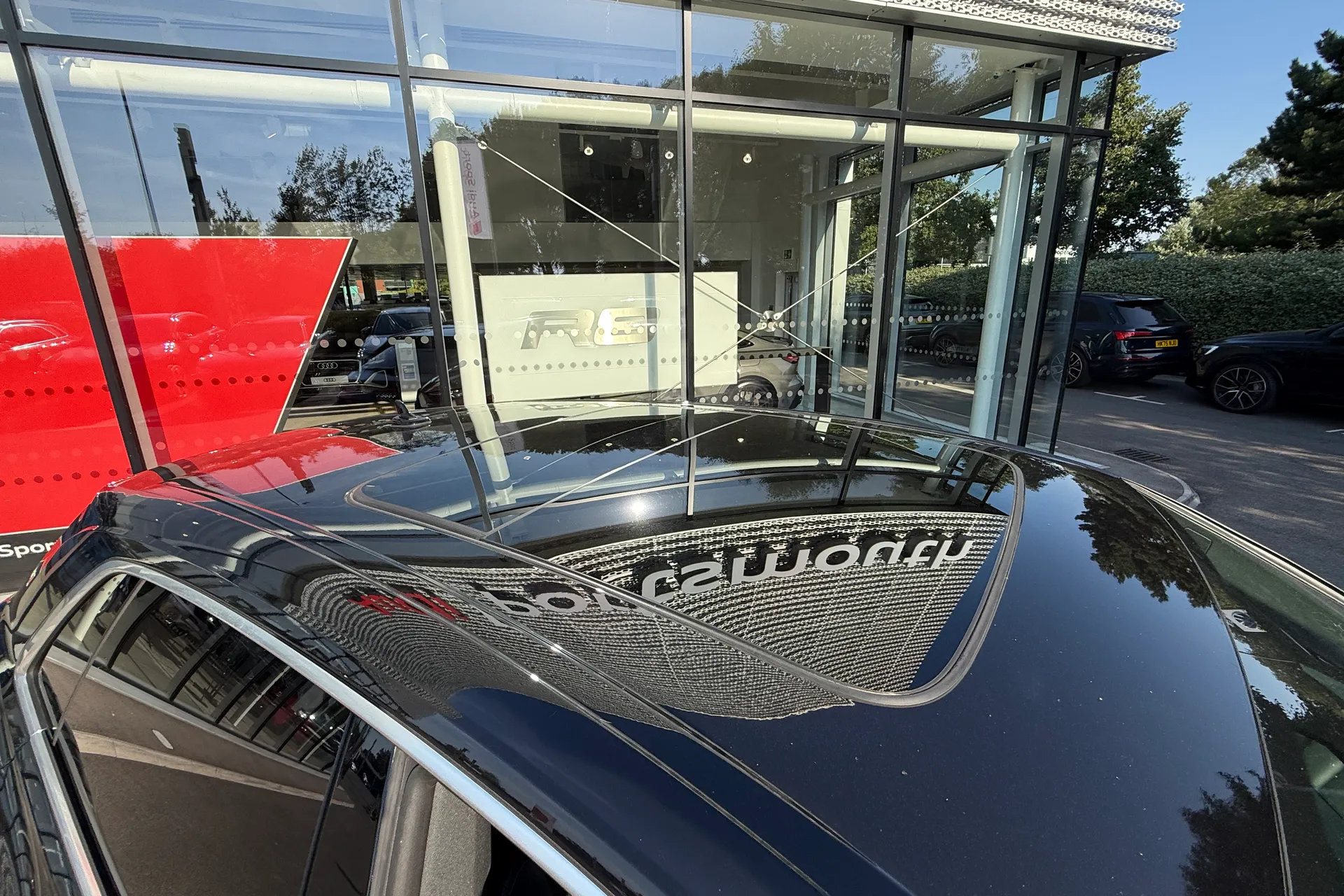 Audi Q8 thumbnail image number 19