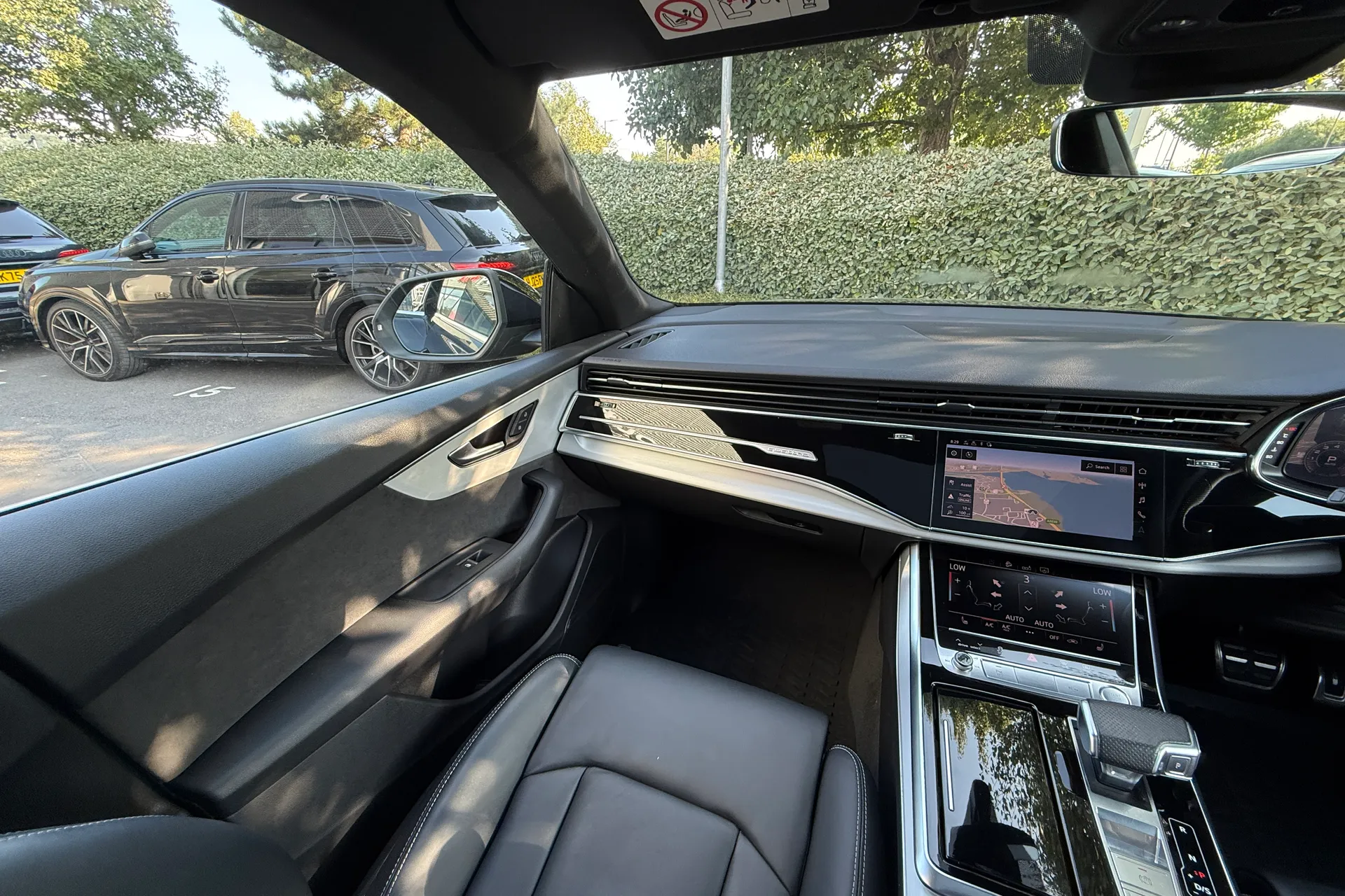 Audi Q8 thumbnail image number 60