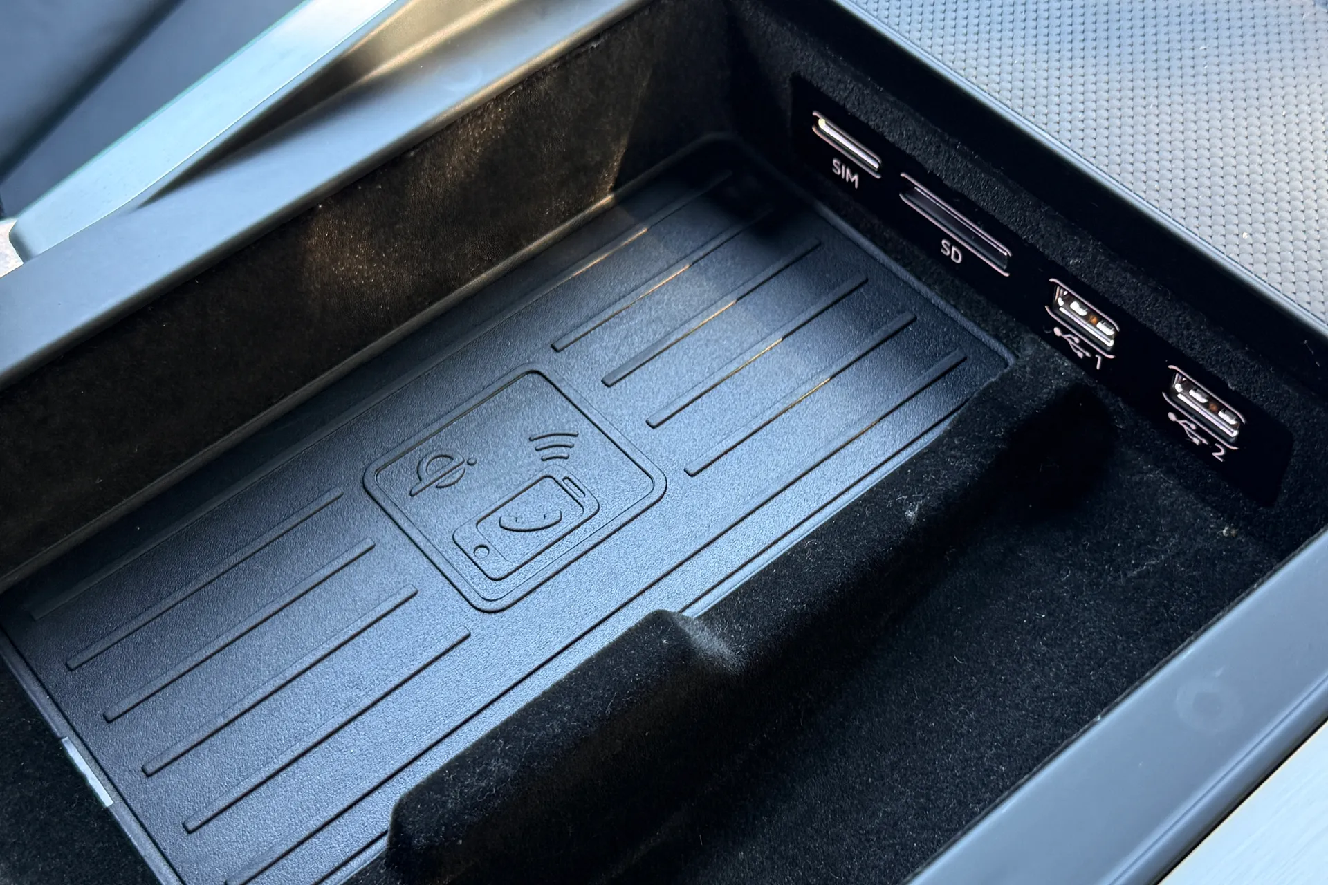 Audi Q8 thumbnail image number 20