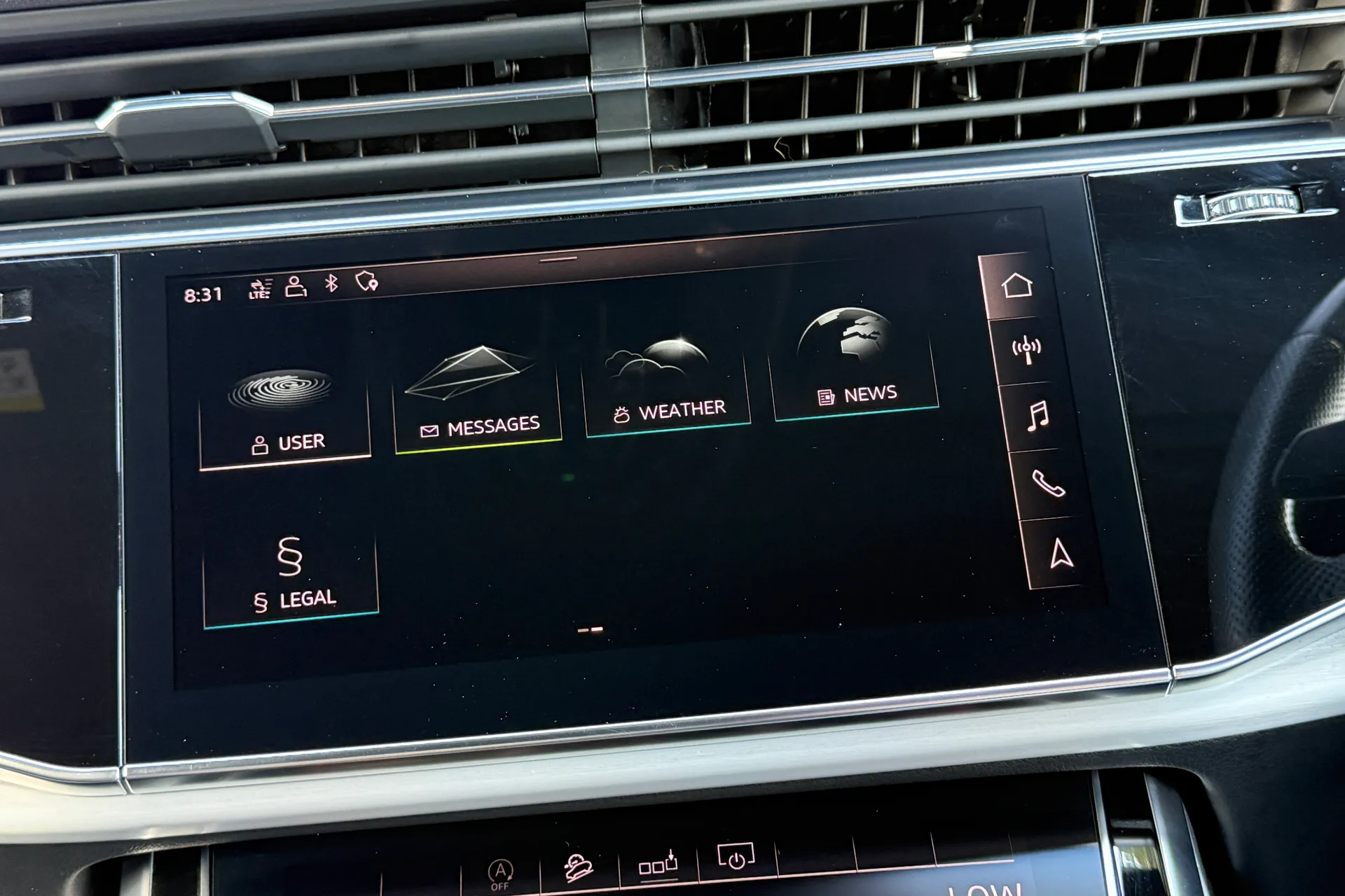 Audi Q8 thumbnail image number 41