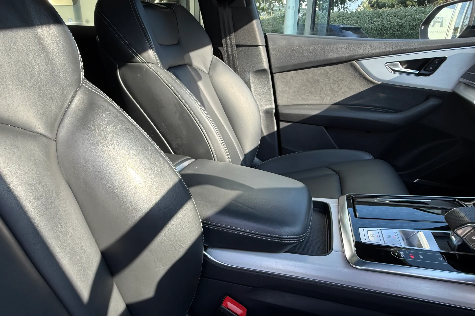 Audi Q8 thumbnail image number 37