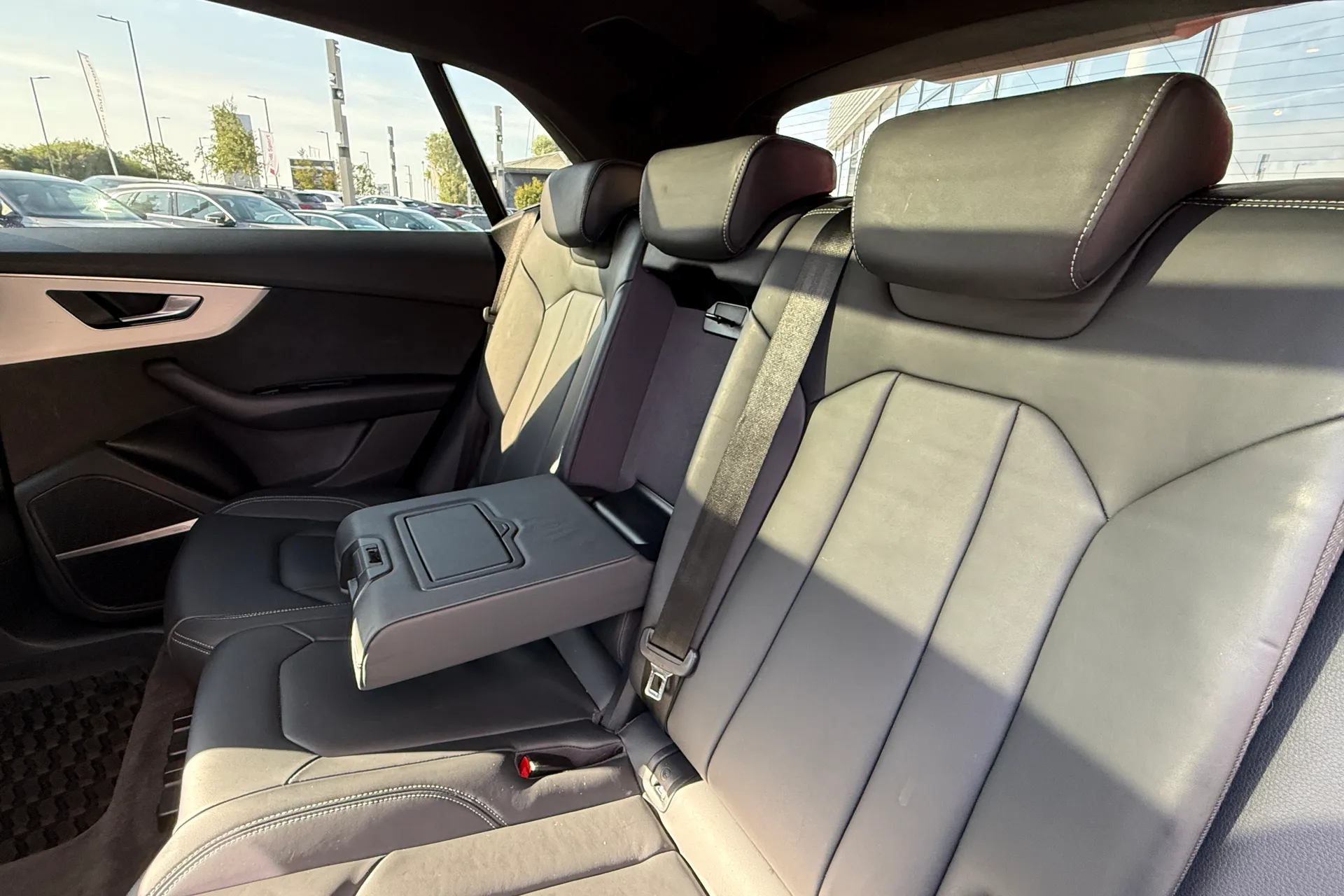 Audi Q8 thumbnail image number 47