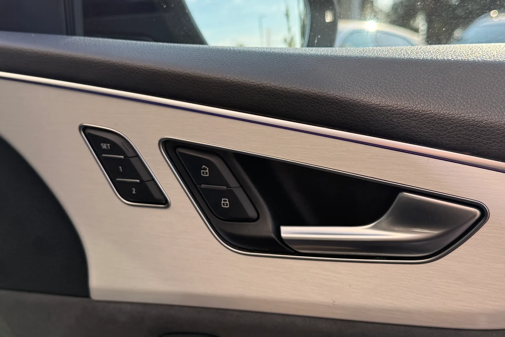Audi Q8 thumbnail image number 42