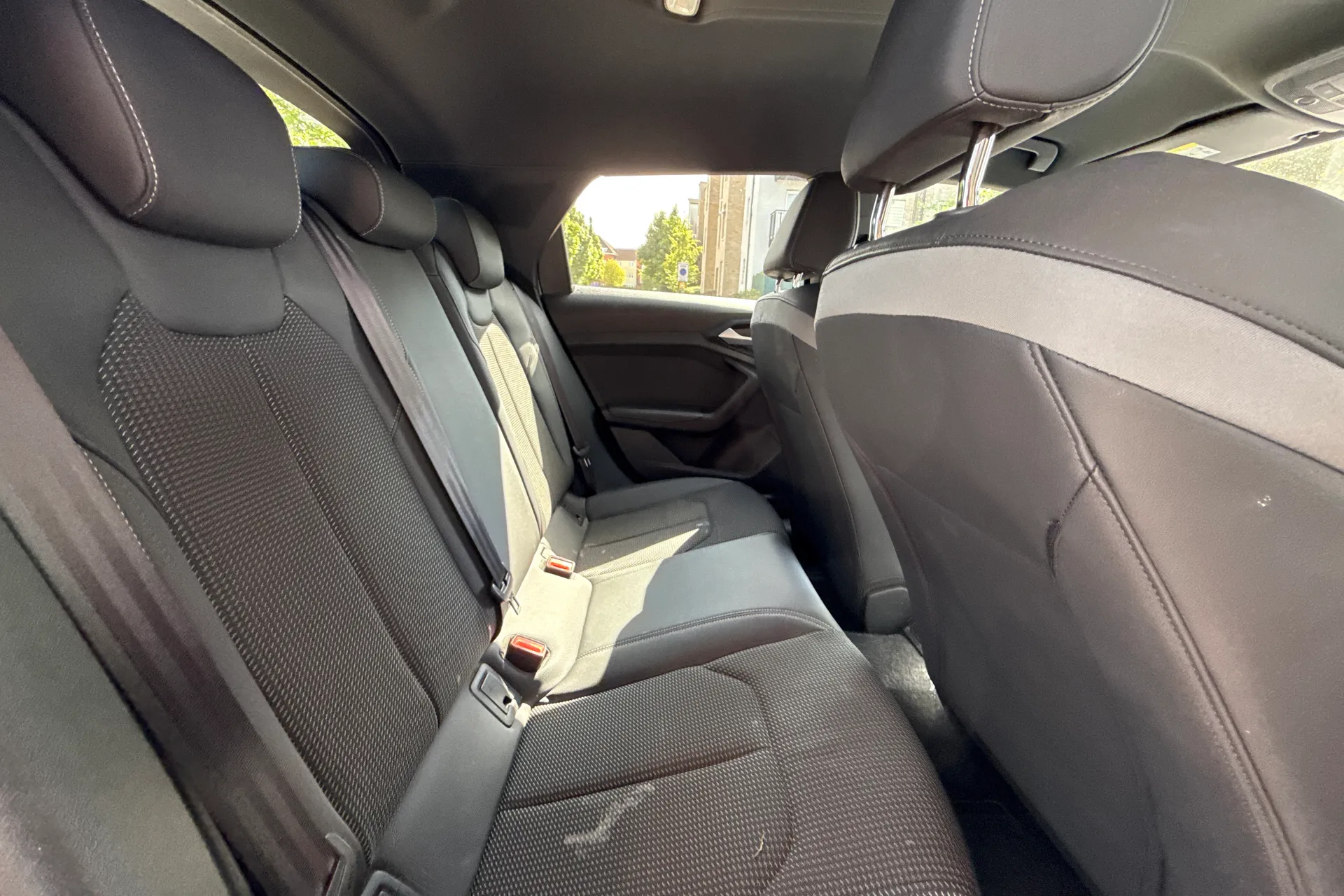 Audi A1 thumbnail image number 28