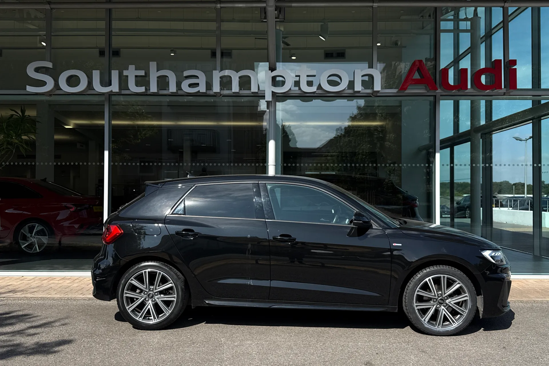 Audi A1 thumbnail image number 4