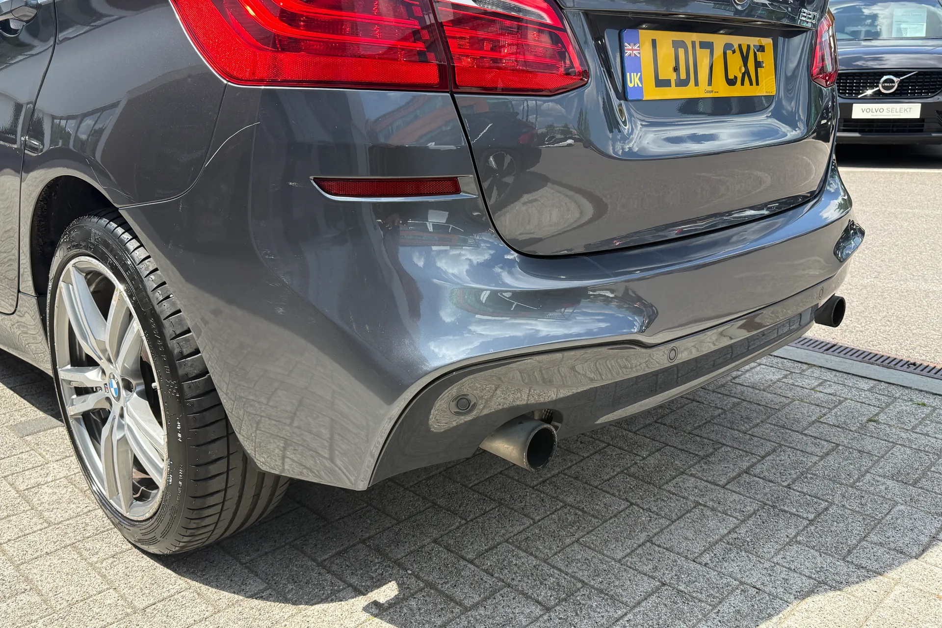BMW 2 SERIES thumbnail image number 20