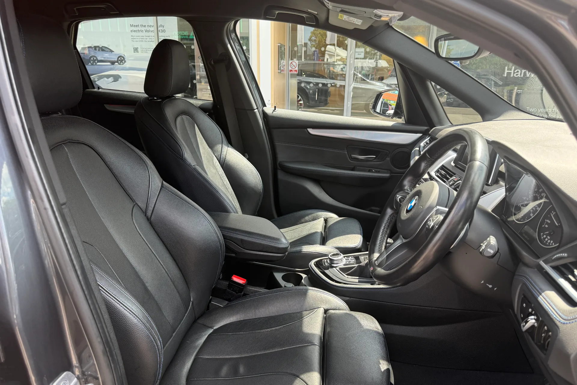BMW 2 SERIES thumbnail image number 27