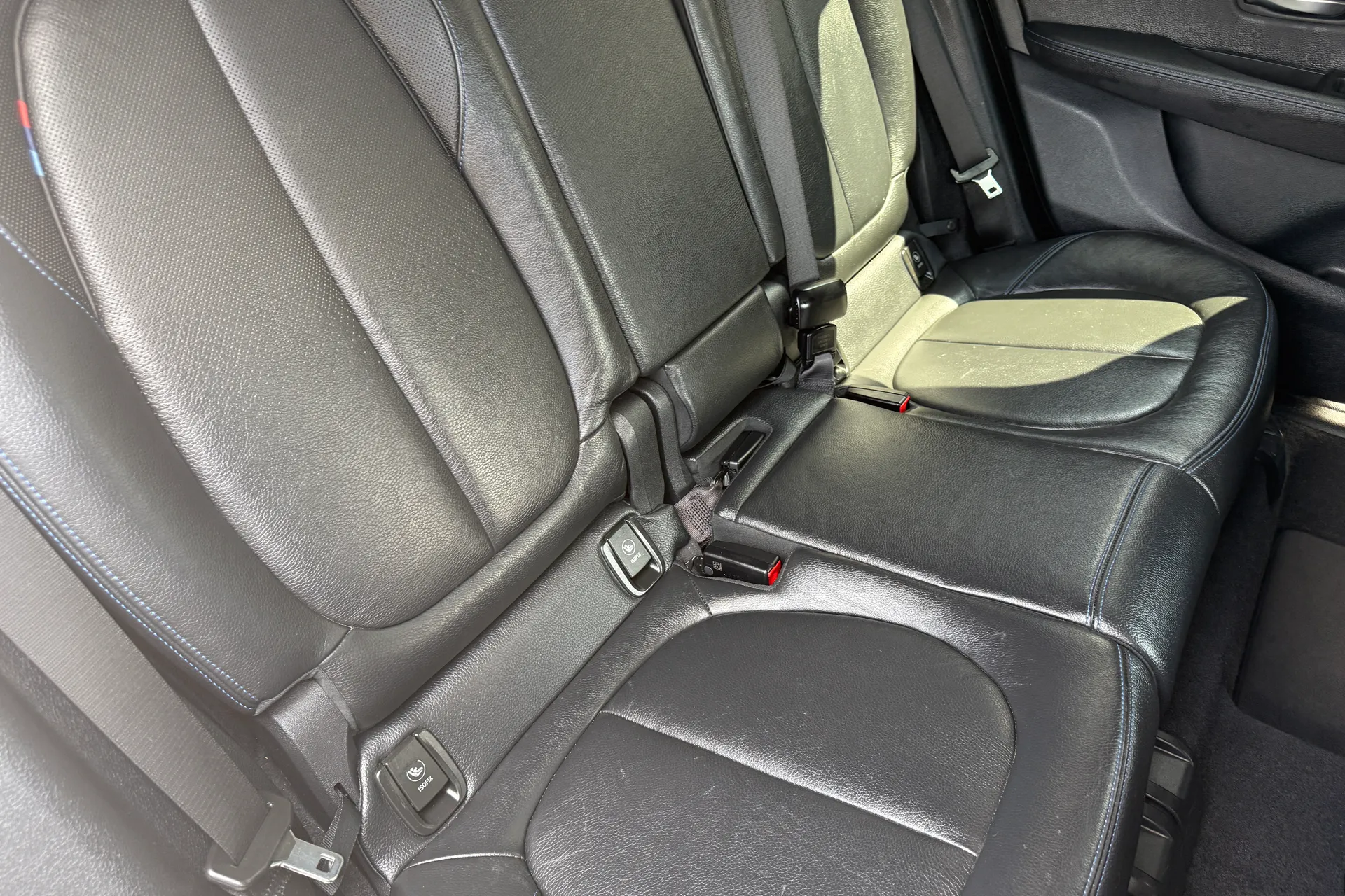 BMW 2 SERIES thumbnail image number 26