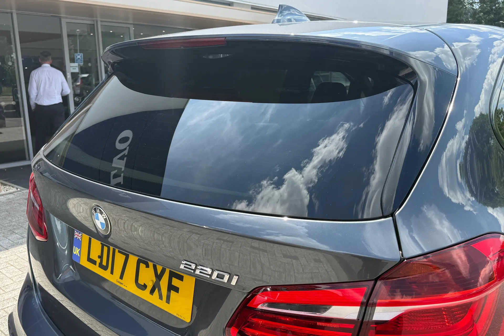 BMW 2 SERIES thumbnail image number 19